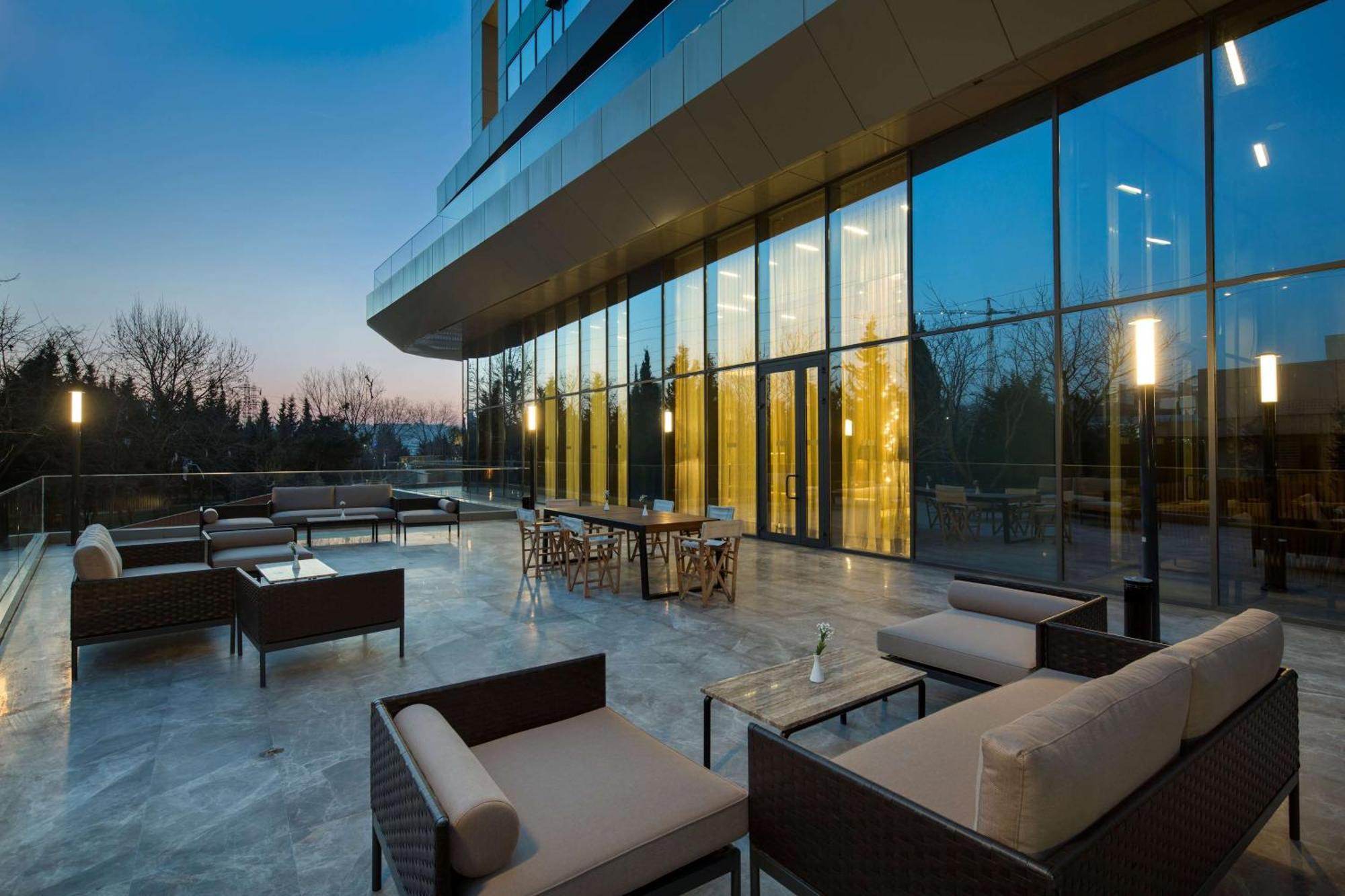 Hilton Garden Atatürk Airport