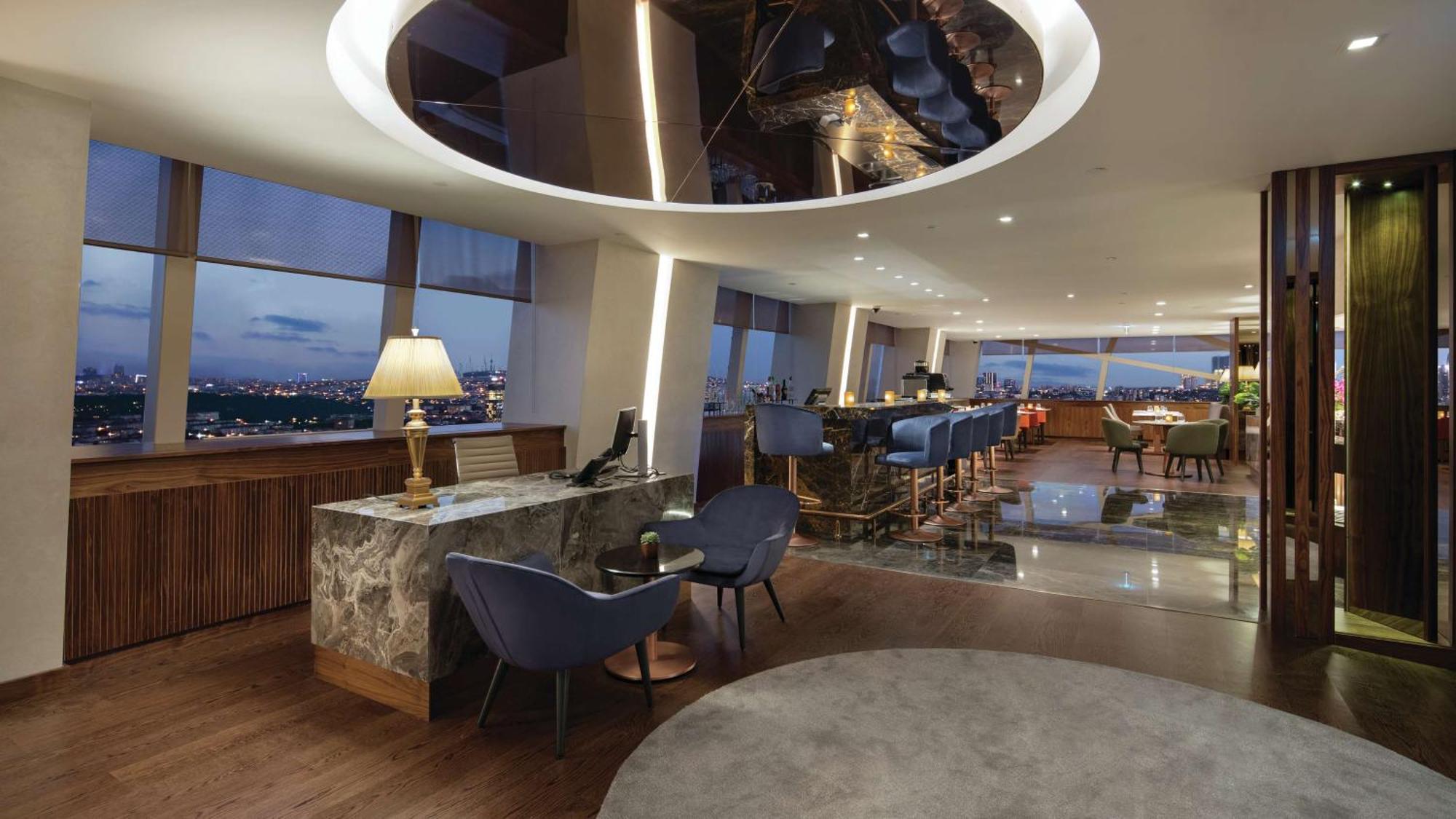 Hilton Maslak
