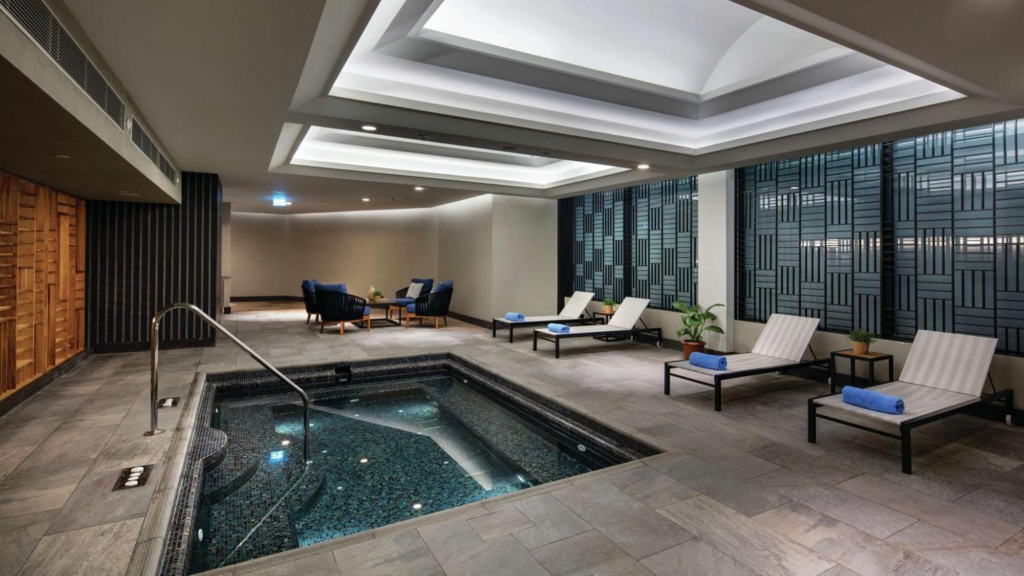 Hilton Maslak Hotel 5*