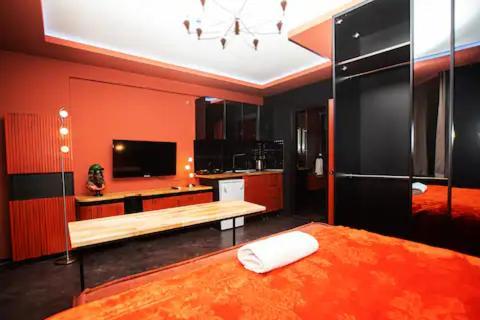 Black Mansion *