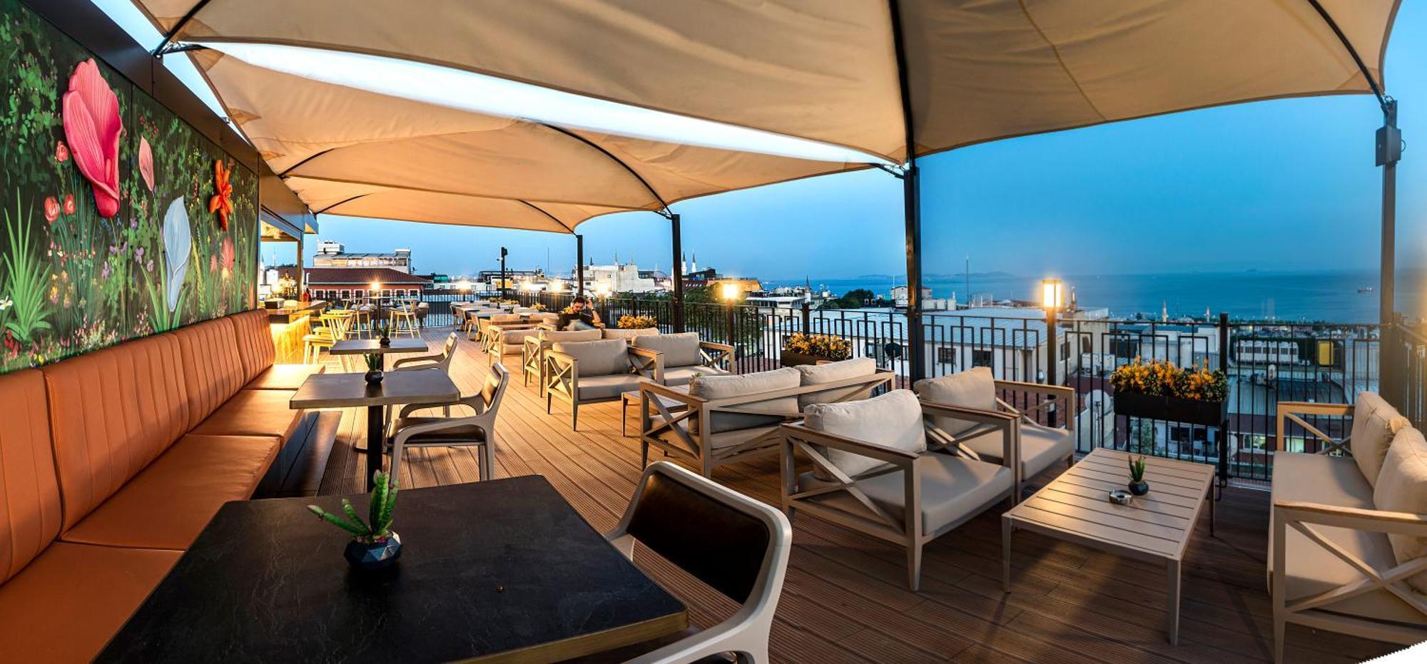 Aprilis - Special Category Hotel Istambul