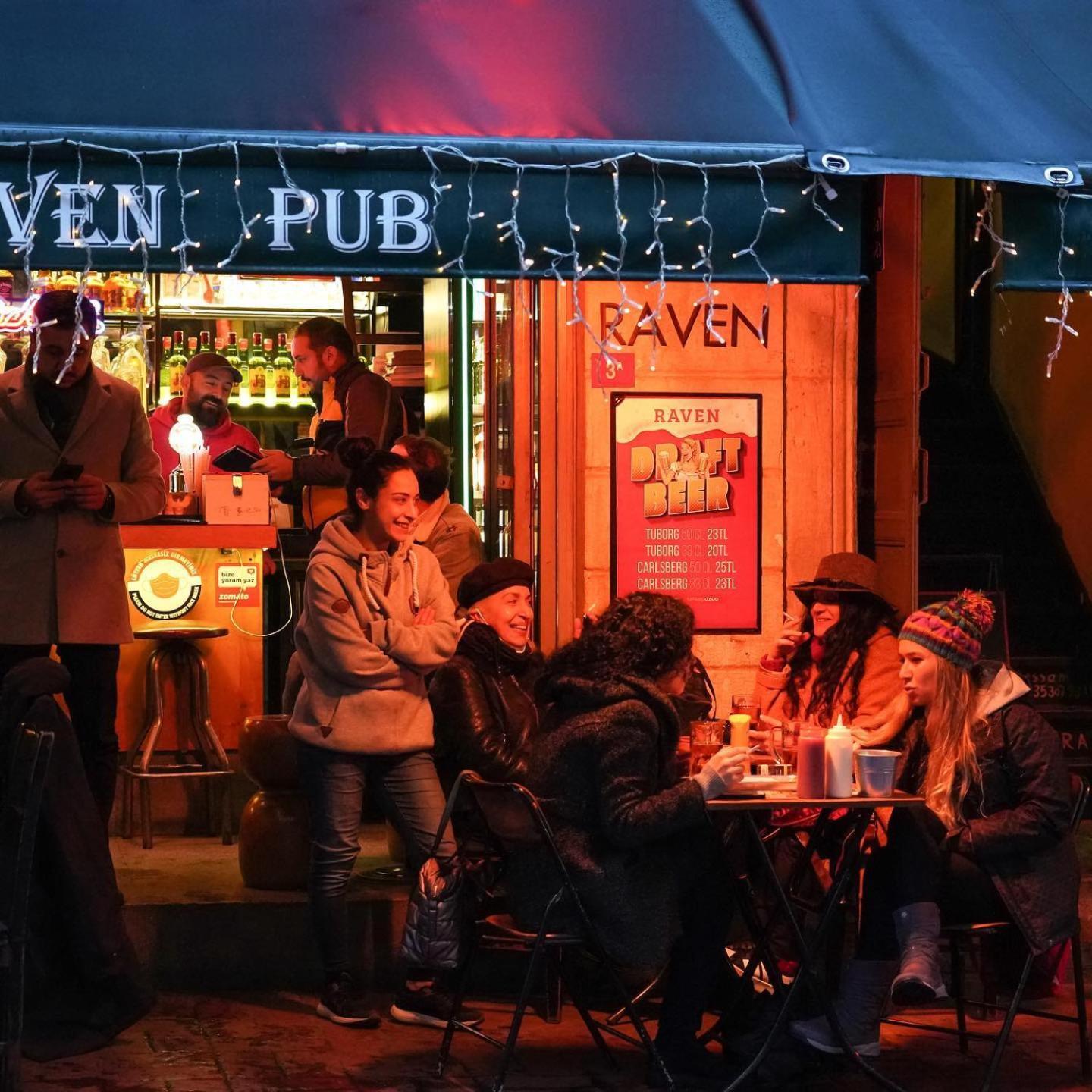 Raven Taksim *