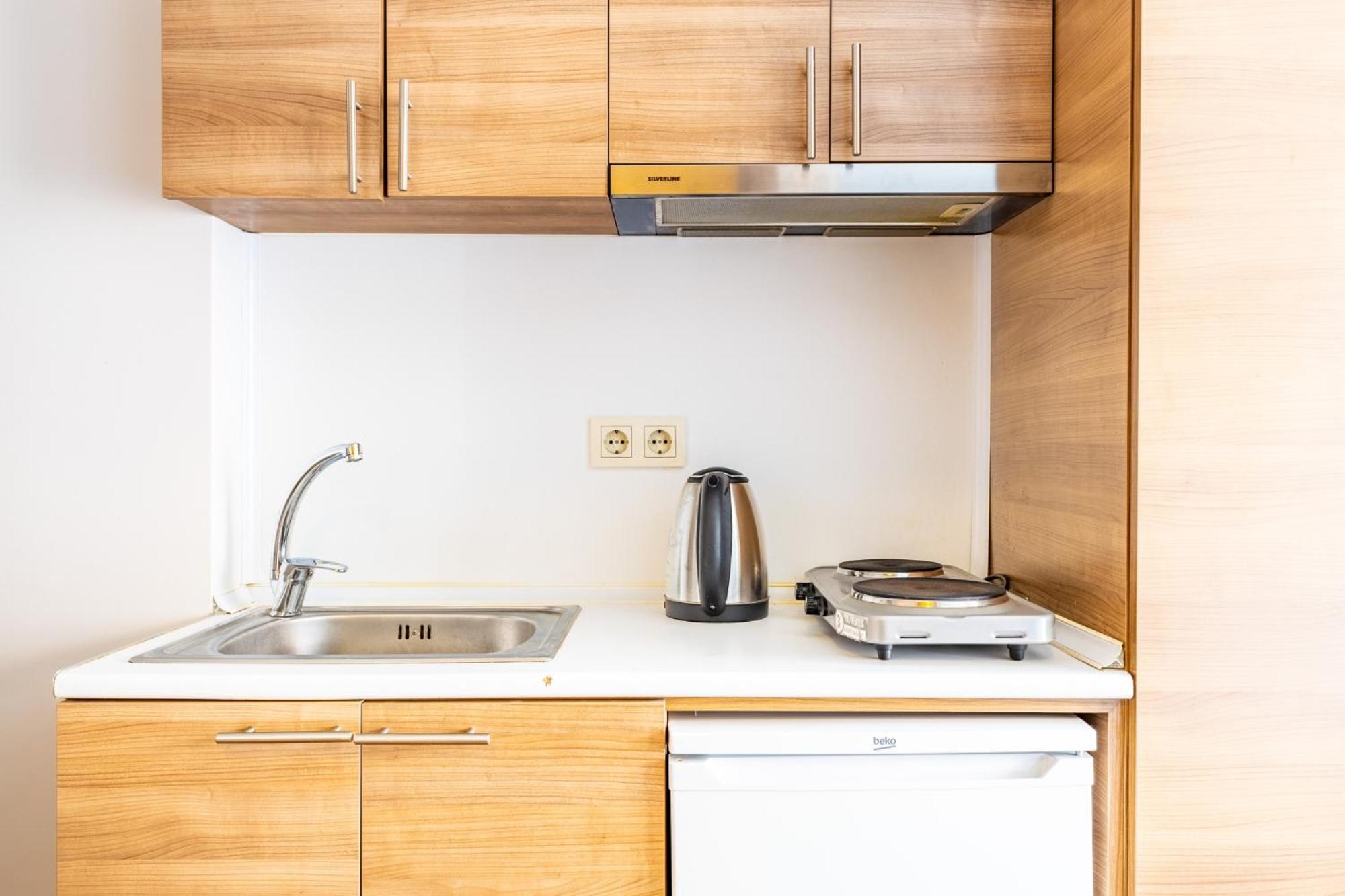 Convenient Flat 10 Min To Taksim And Citys Mall