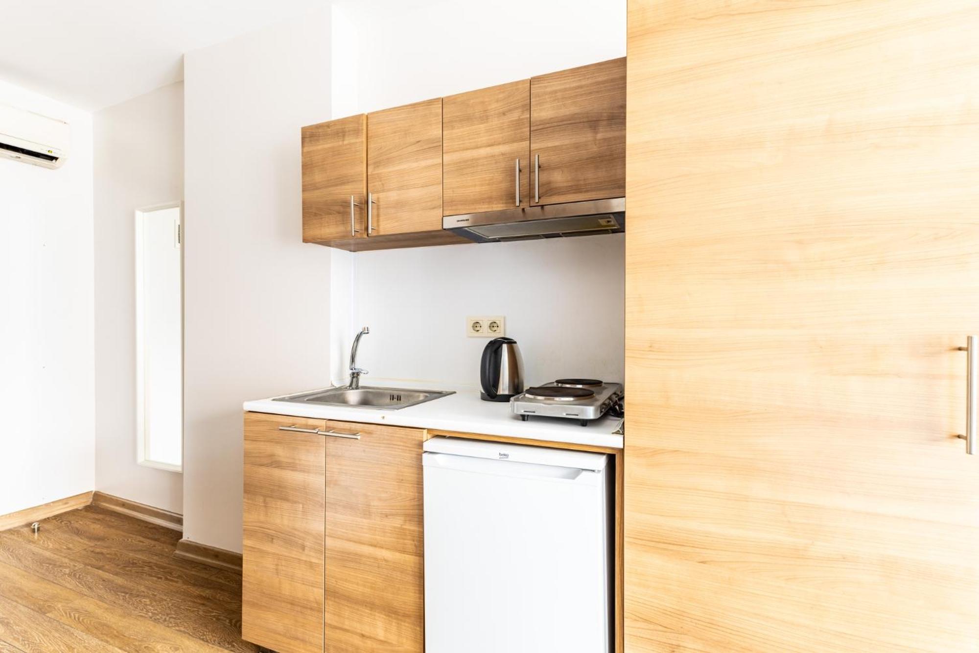 Convenient Flat 10 Min To Taksim And Citys Mall * İstanbul