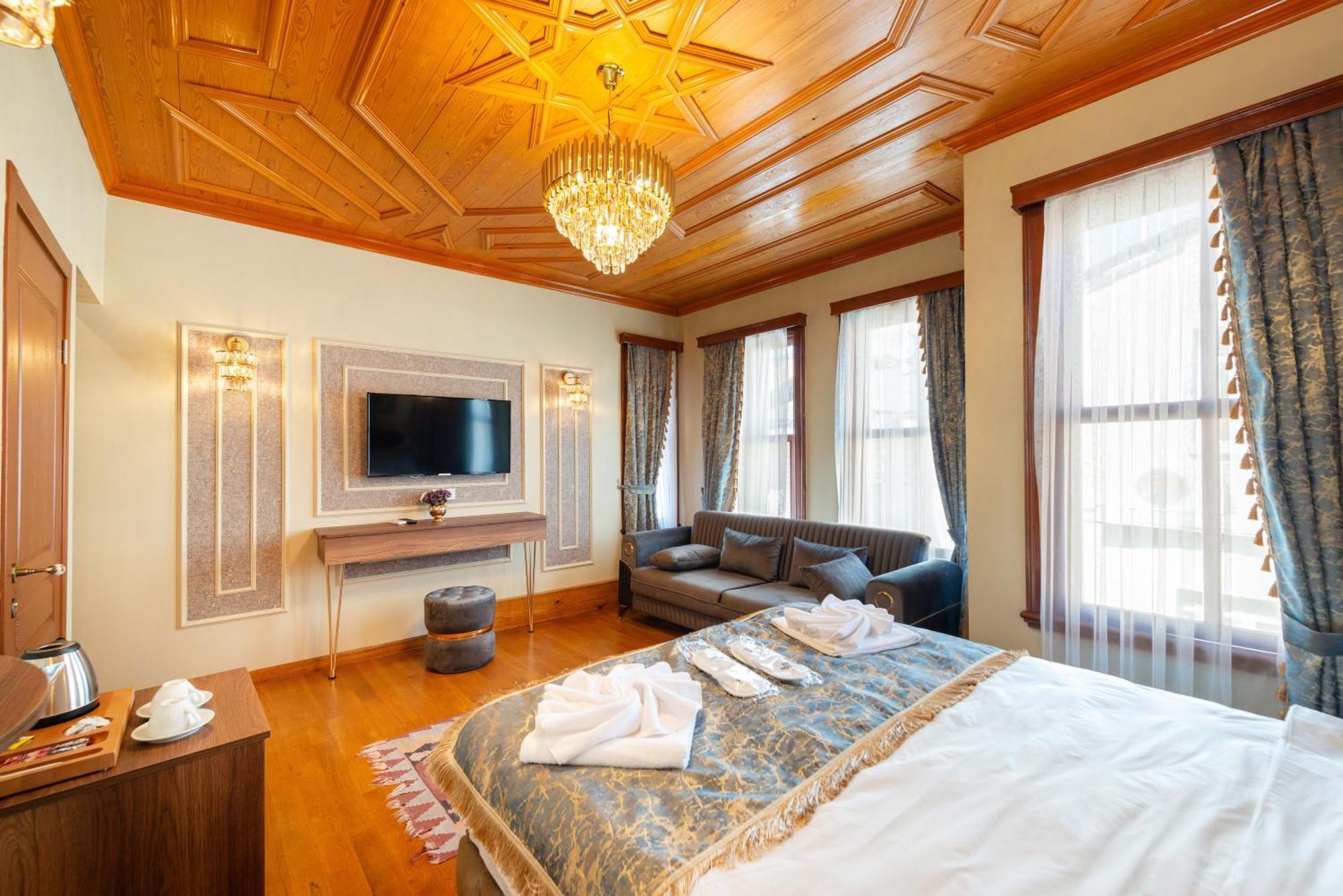 Brown Mansion Oldcity Hotel *