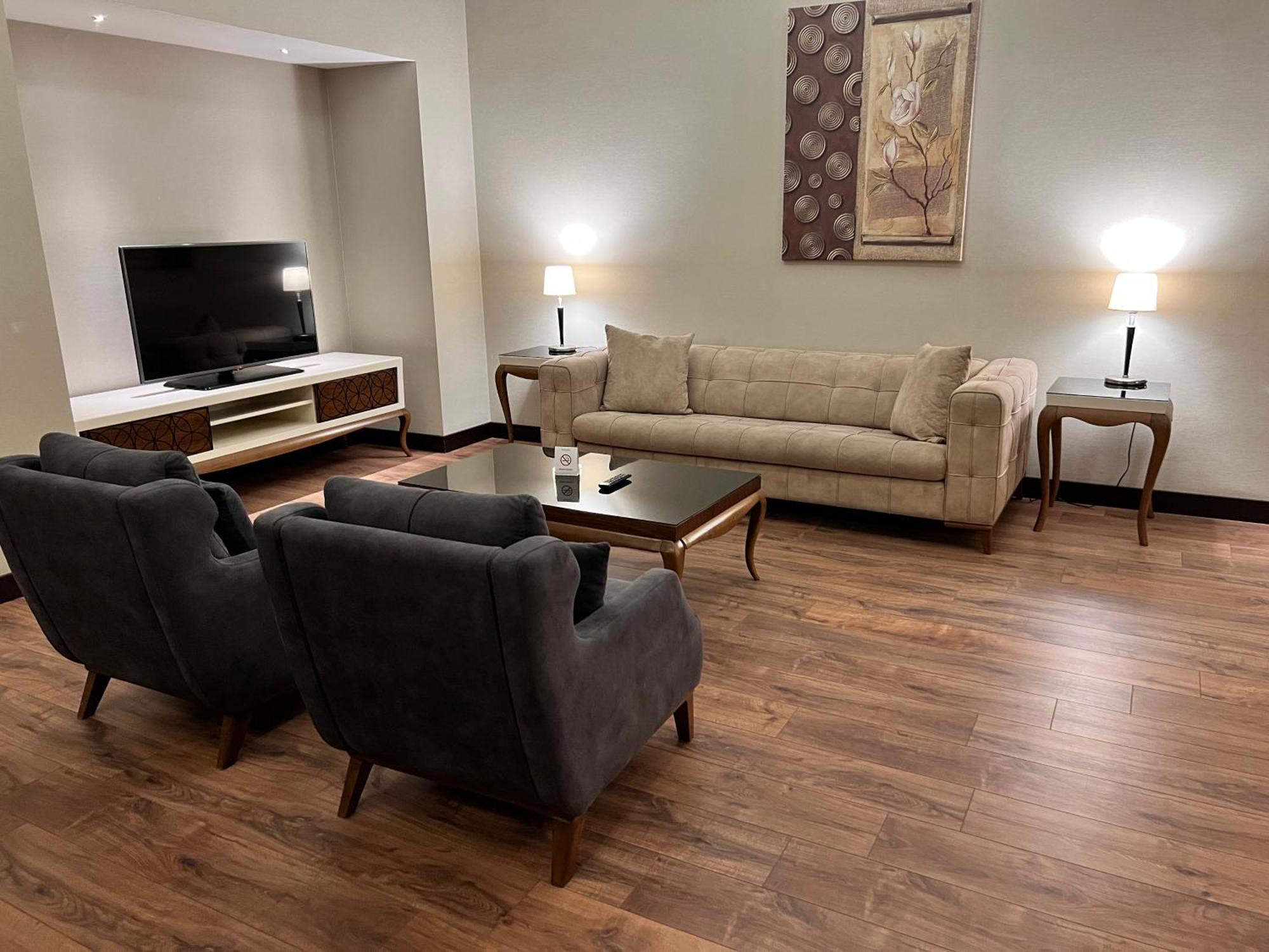 Ramada Hotel&suites By Wyndham Merter
