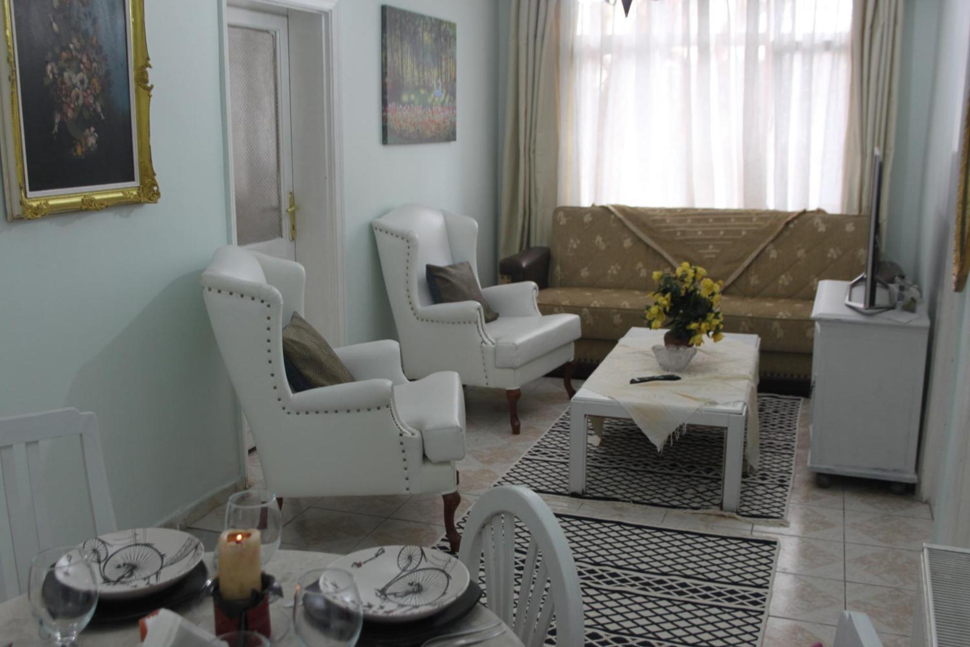 Two Bedroom Flat In The Garden At The Bosphorus Apartment *