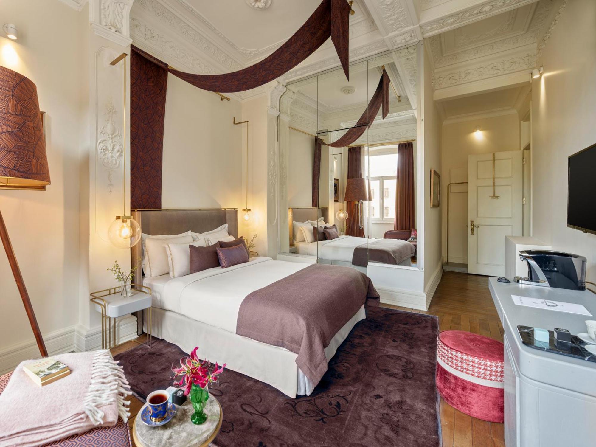 Mr Cas Taksim - Special Category Hotel 4*