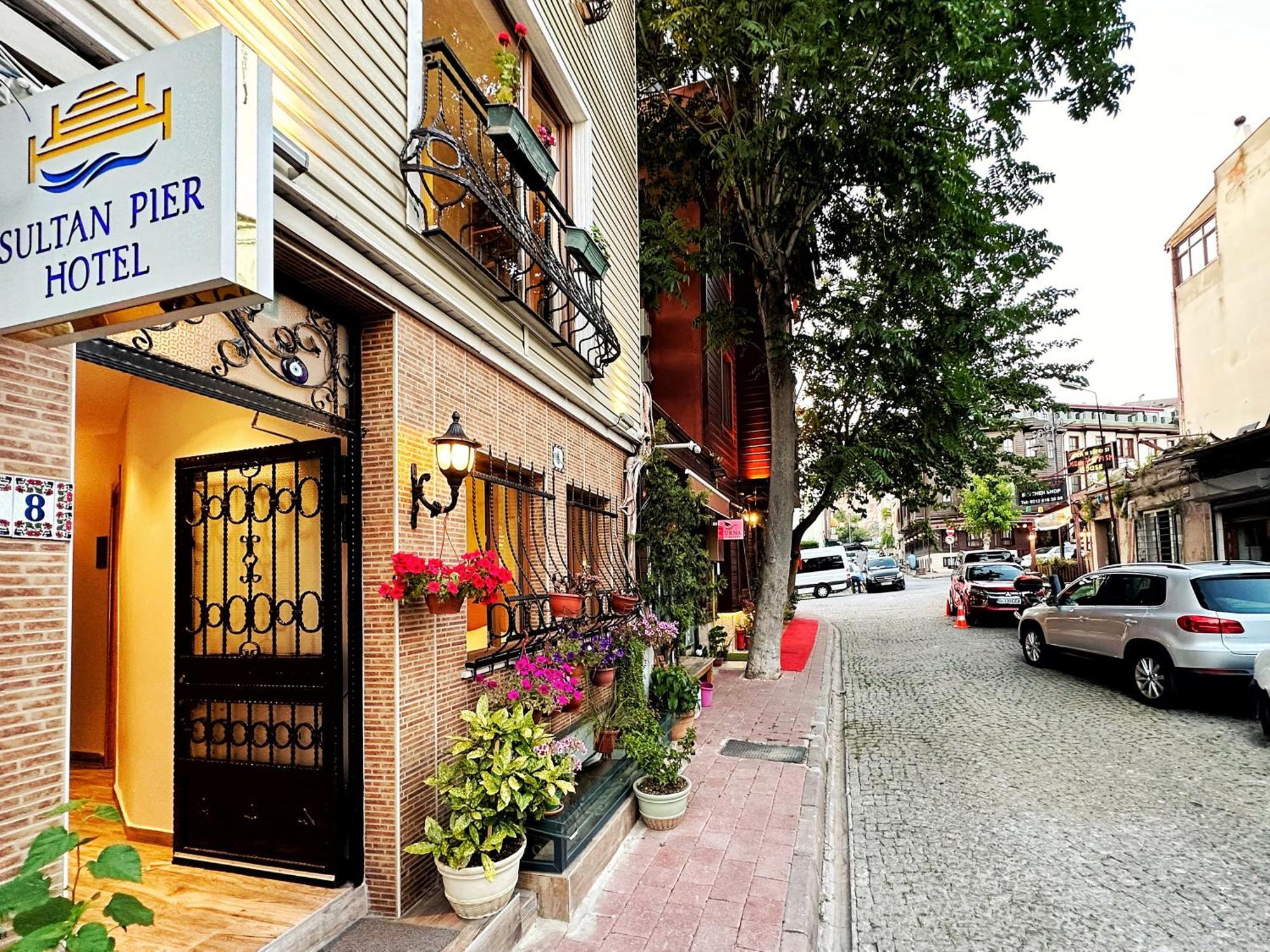 Sultan Pier *