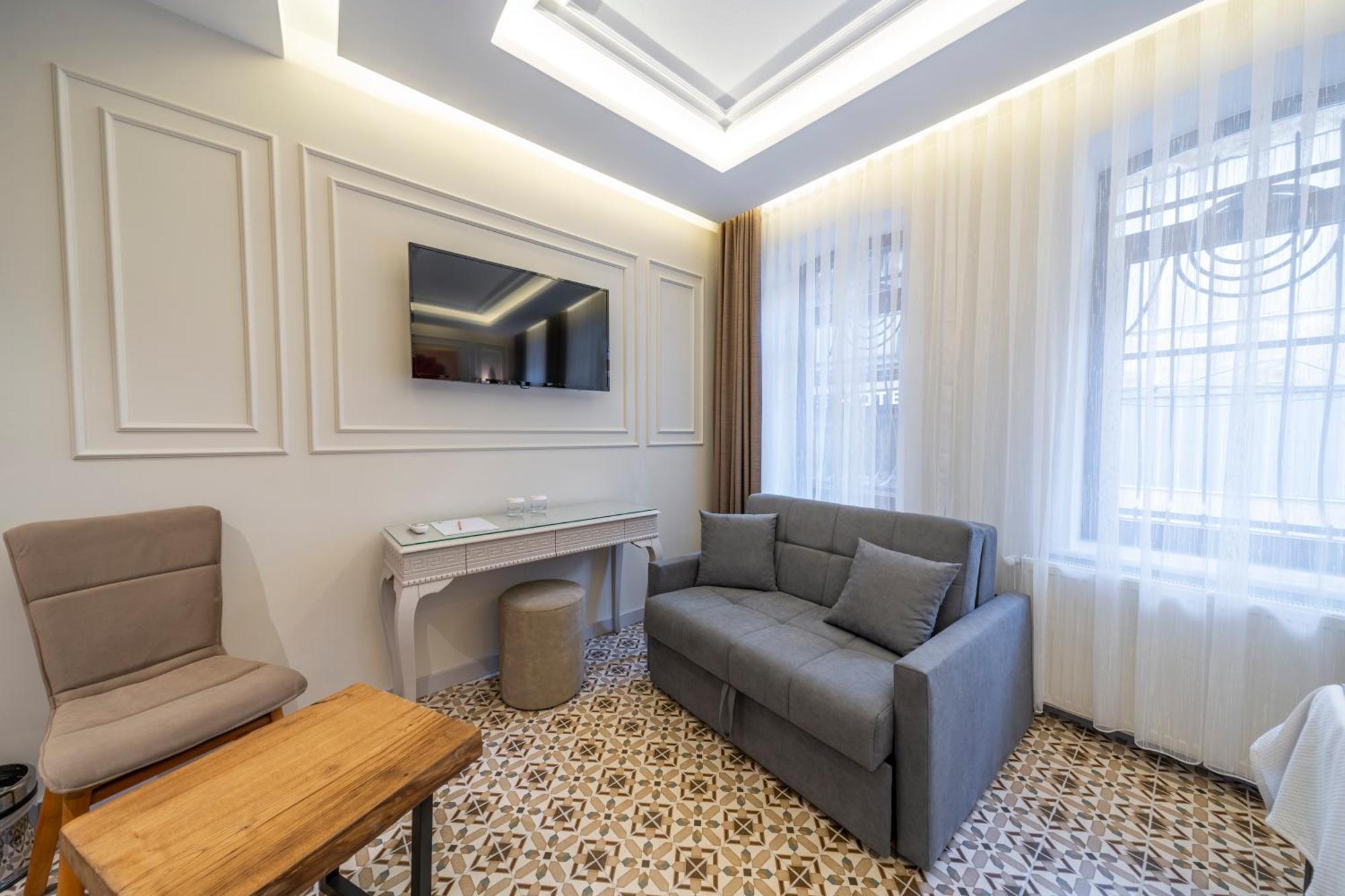 Hotel Pera Luna Premium