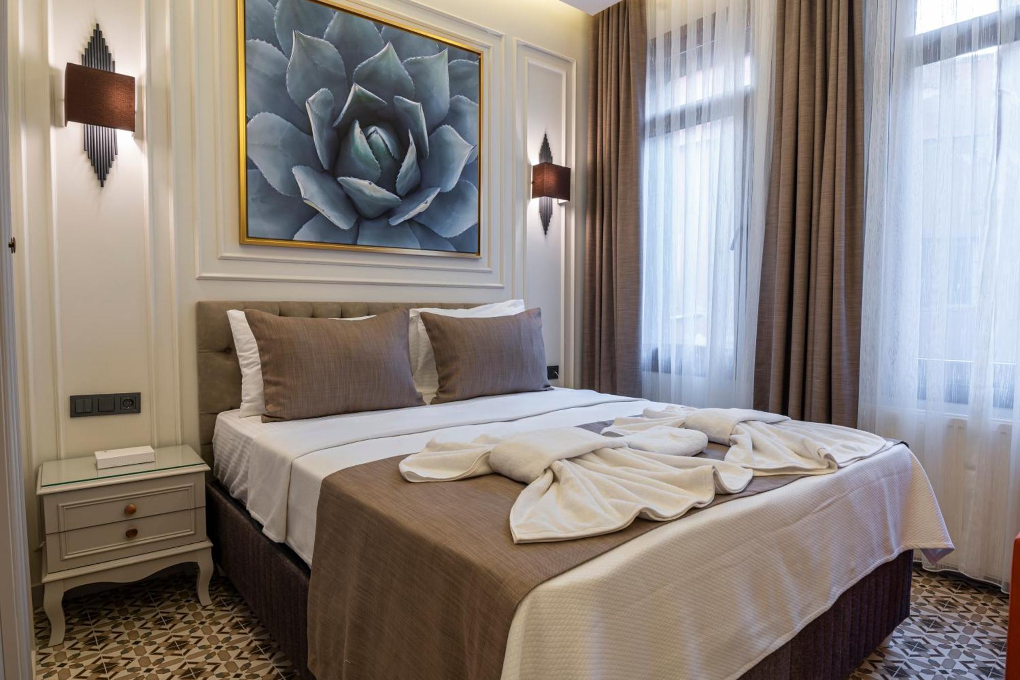 Hotel Pera Luna Premium *