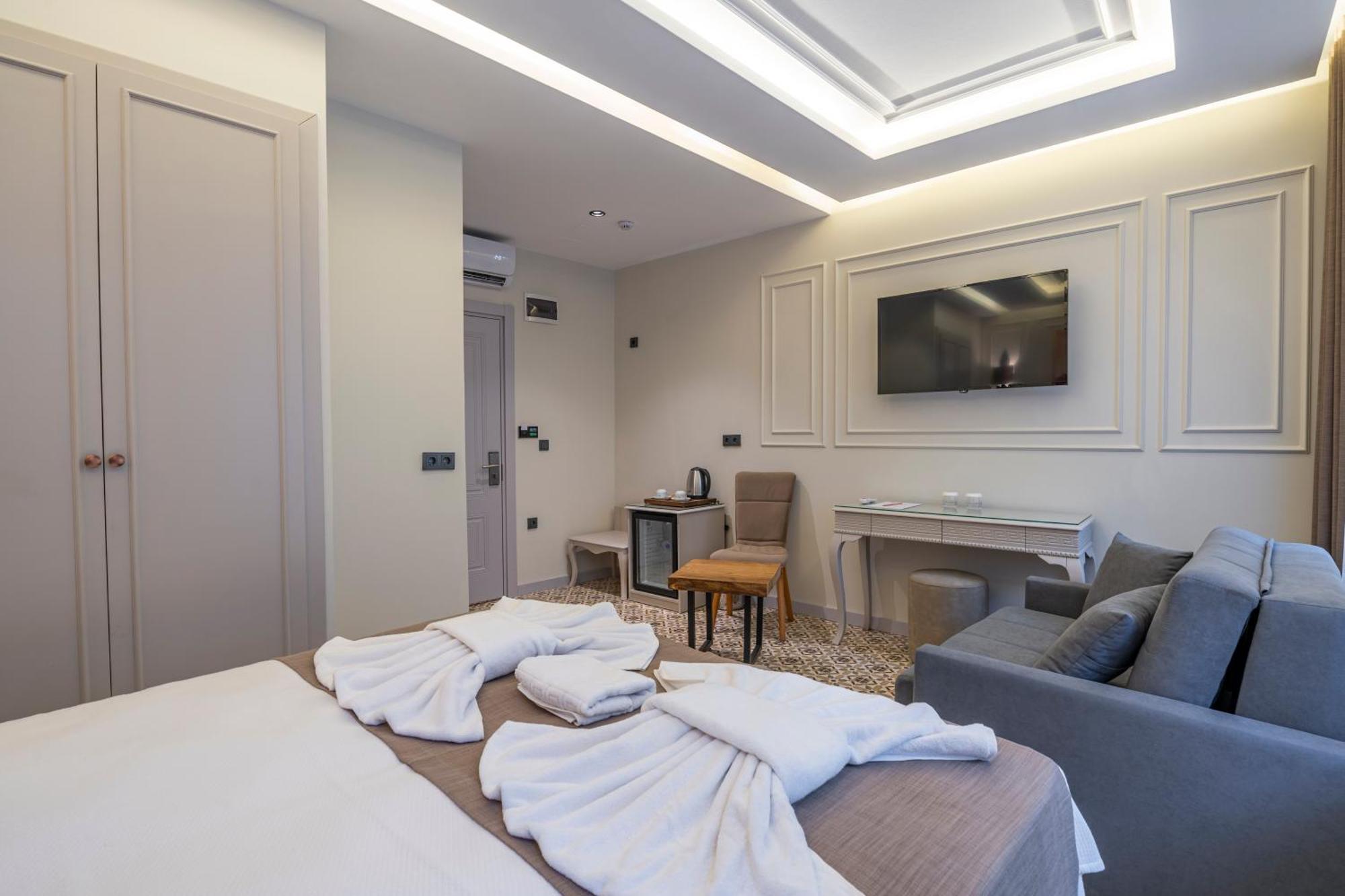 Hotel Pera Luna Premium