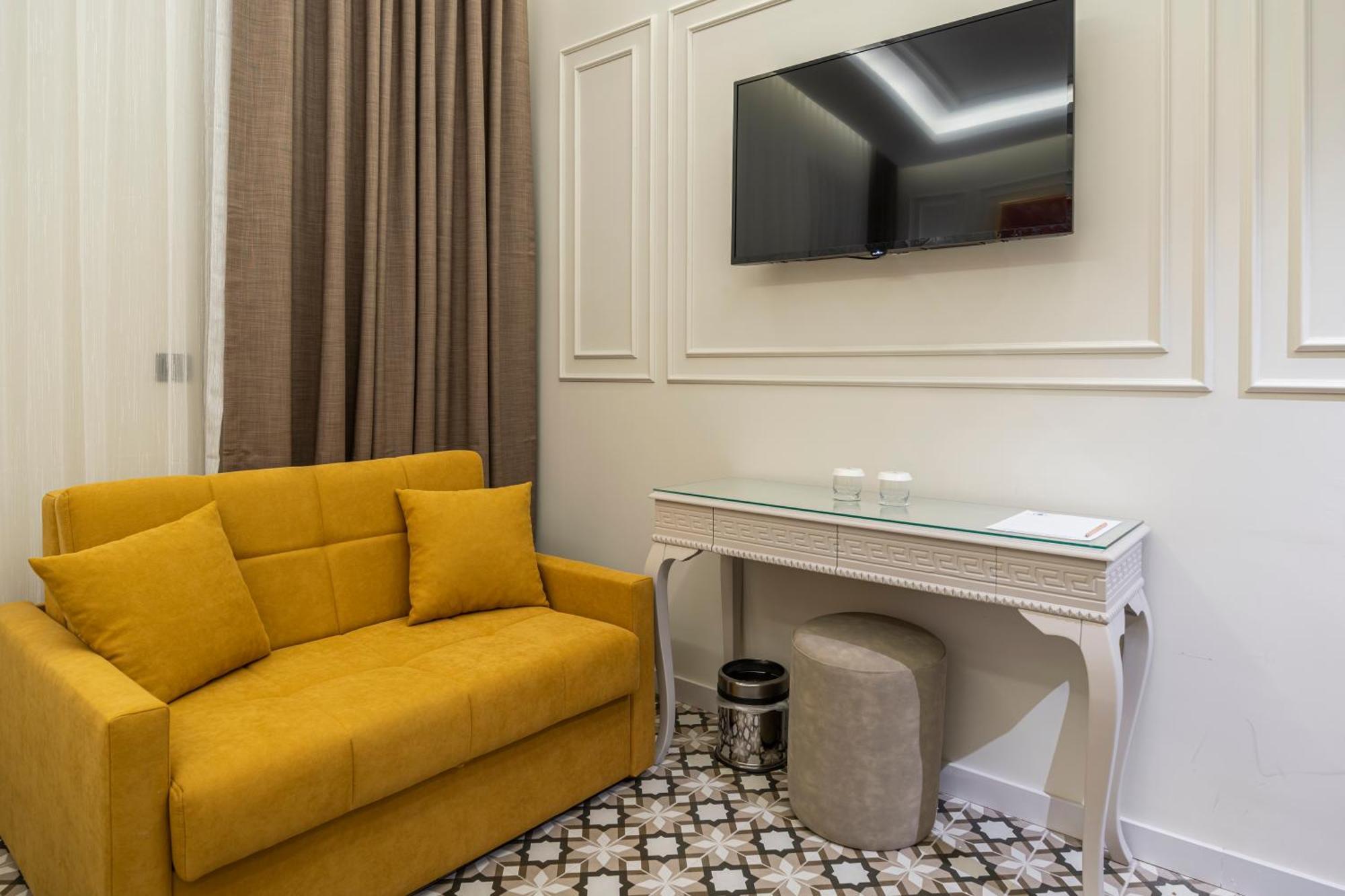 Hotel Pera Luna Premium
