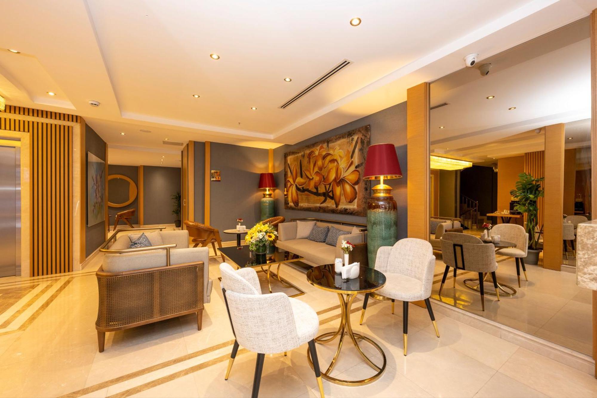 Freya Hotel 4*