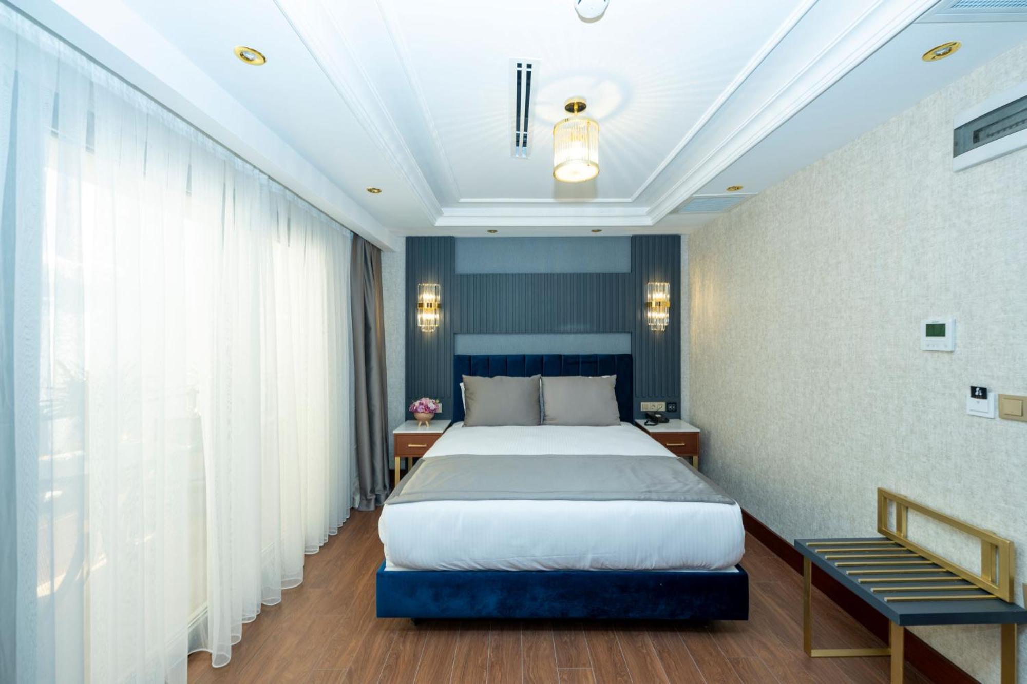 Freya Otel