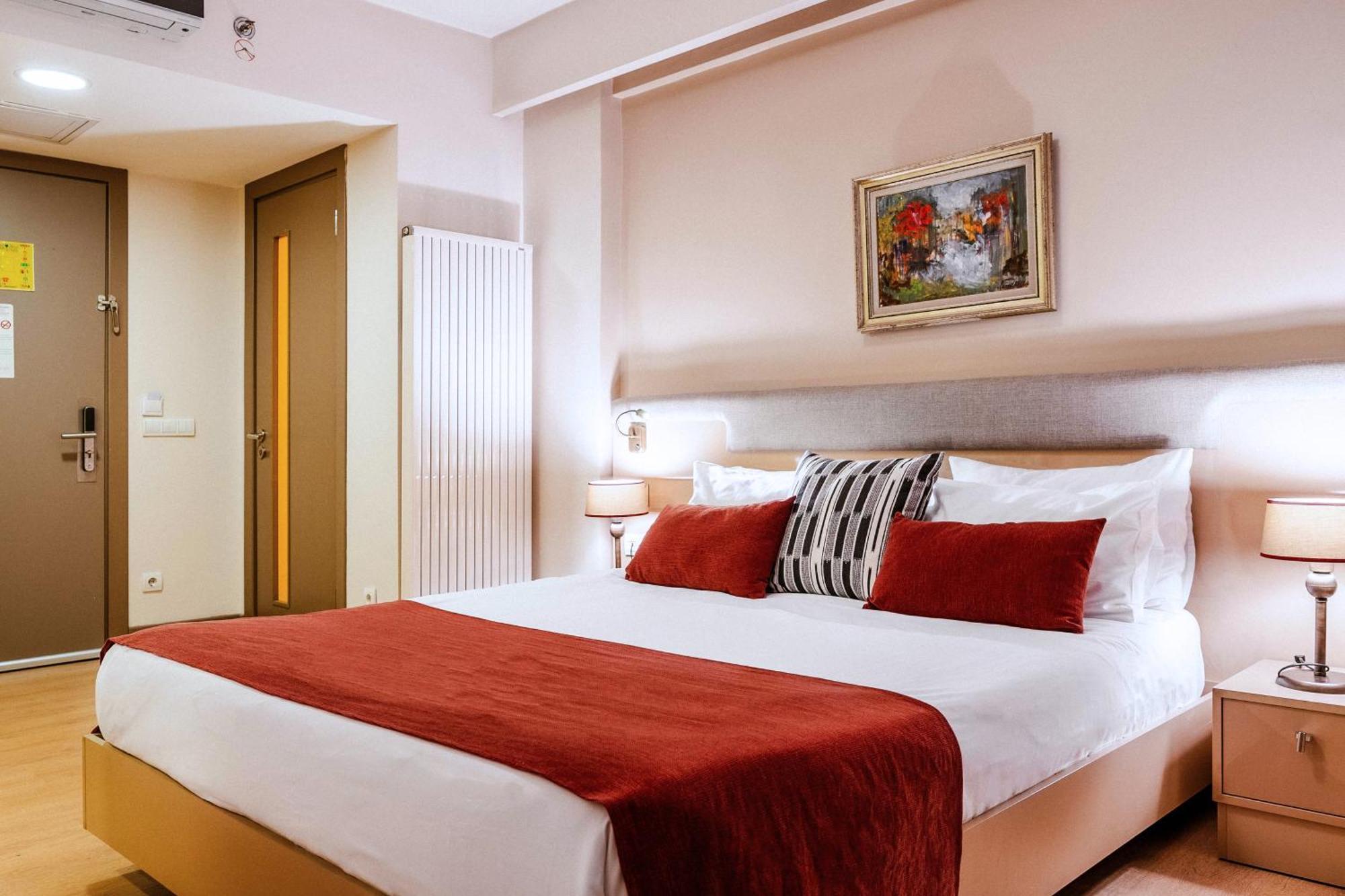 Cheya Besiktas Bosphorus Center & Hotel 3*