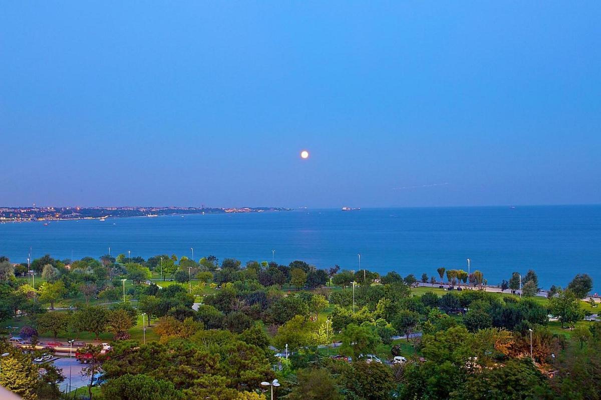 Emirhan Palace Hotel *