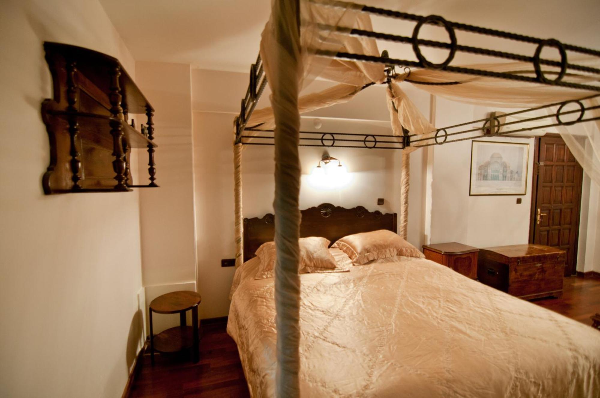 Hotel Sphendone 4*