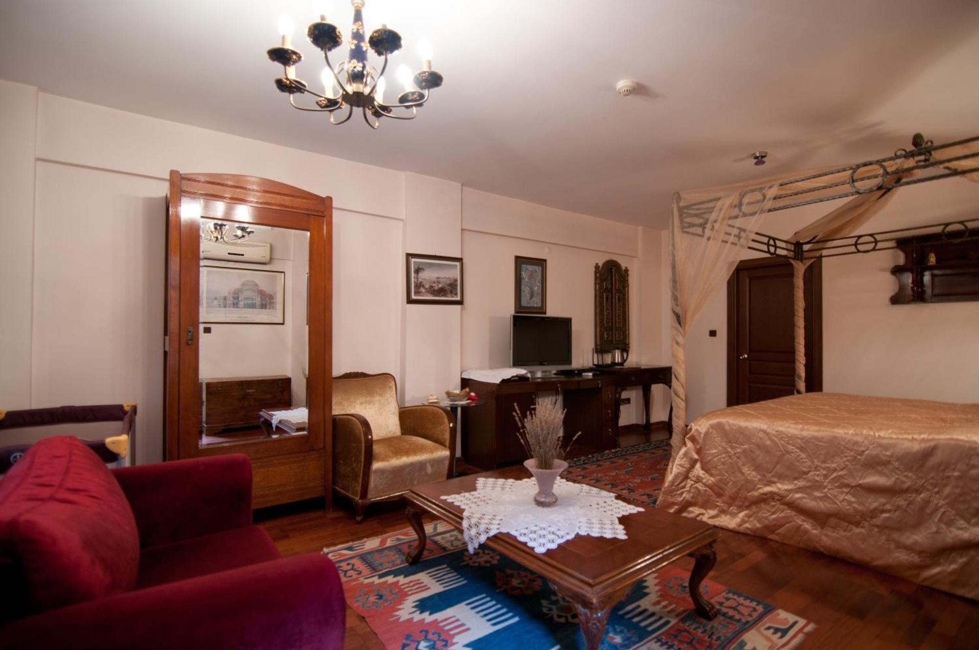 Sphendone Hotel 4*