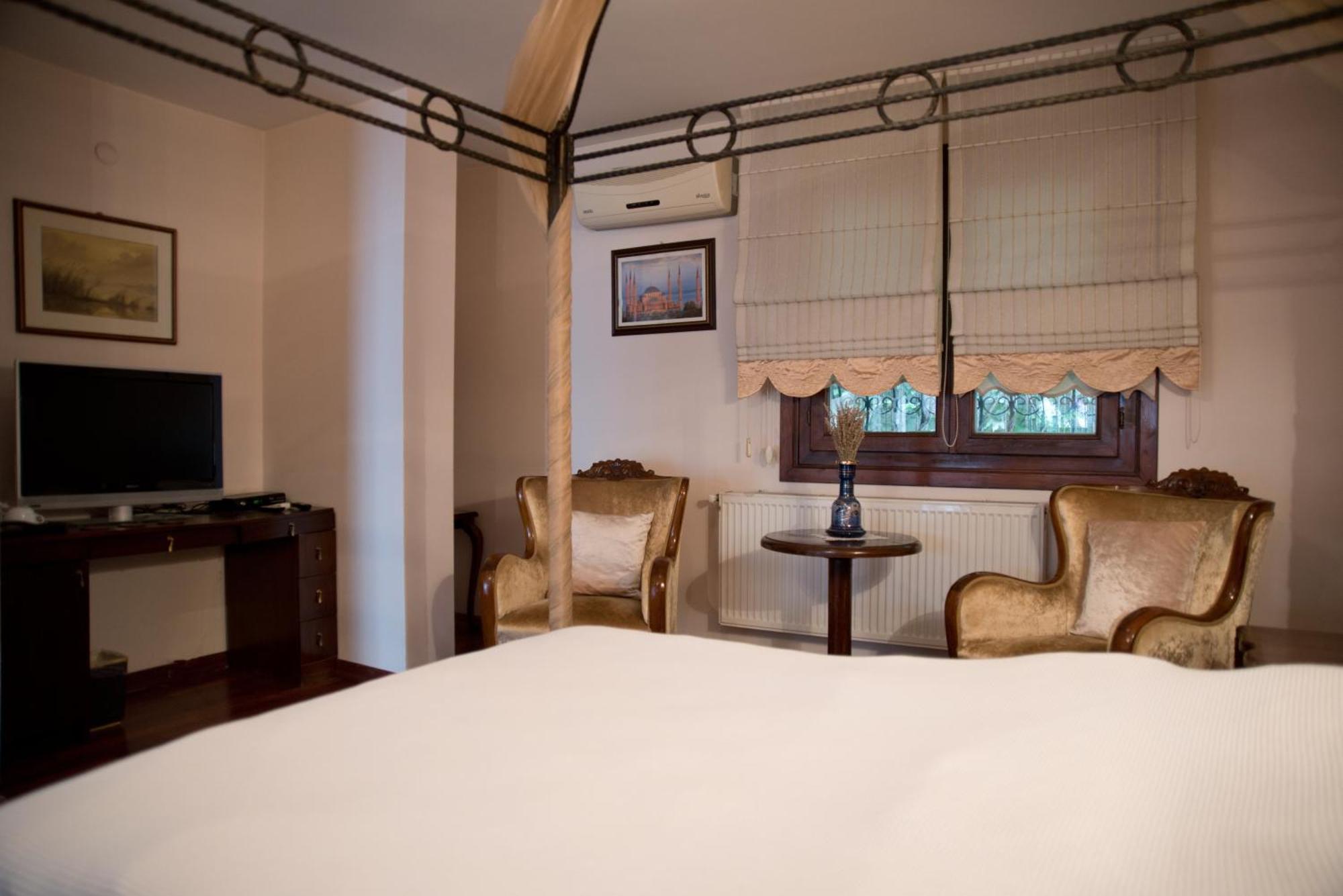 Hotel Sphendone 4*