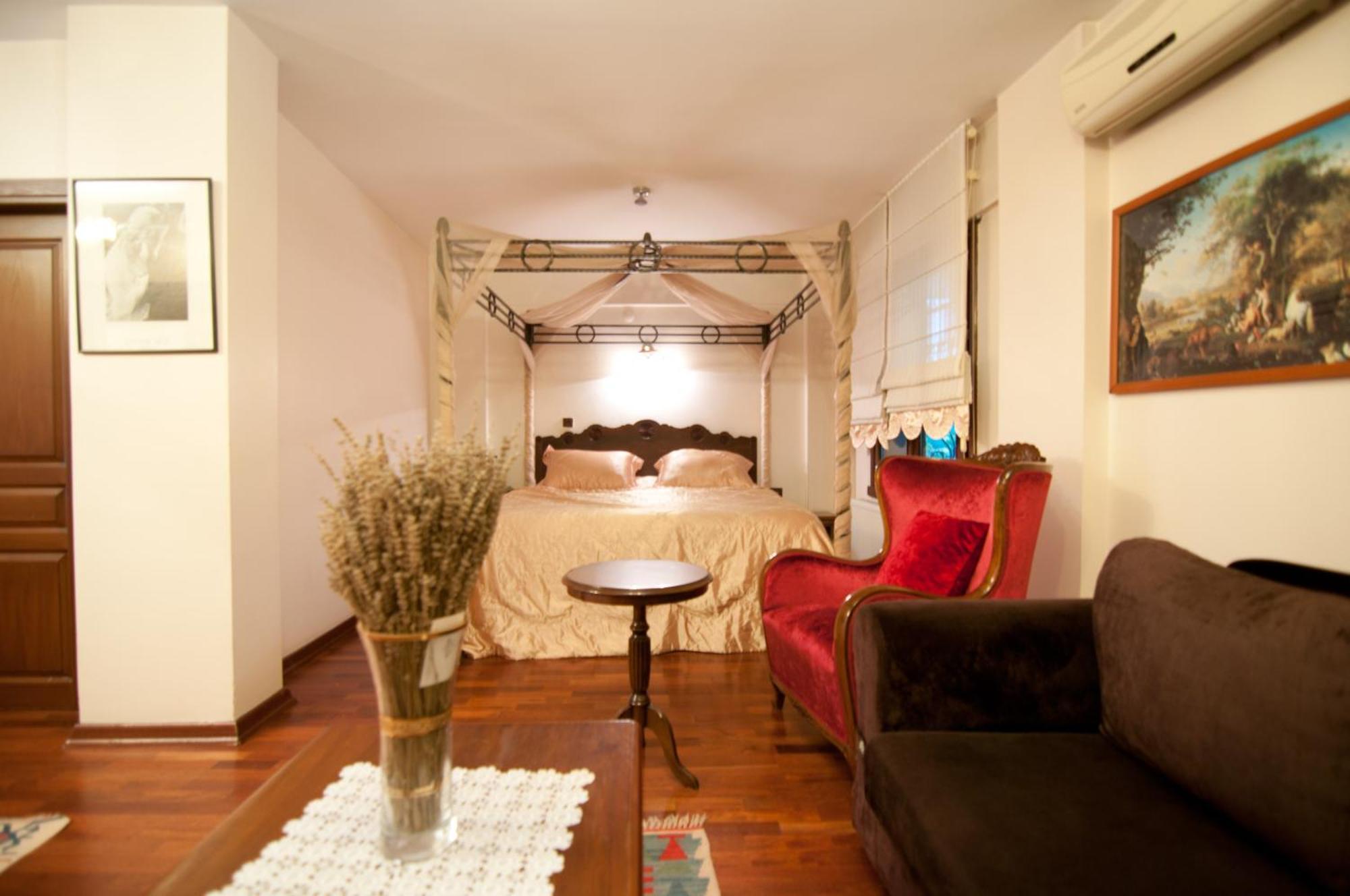Sphendone Hotel