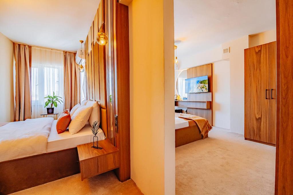 Ali Khan Hotel 3*