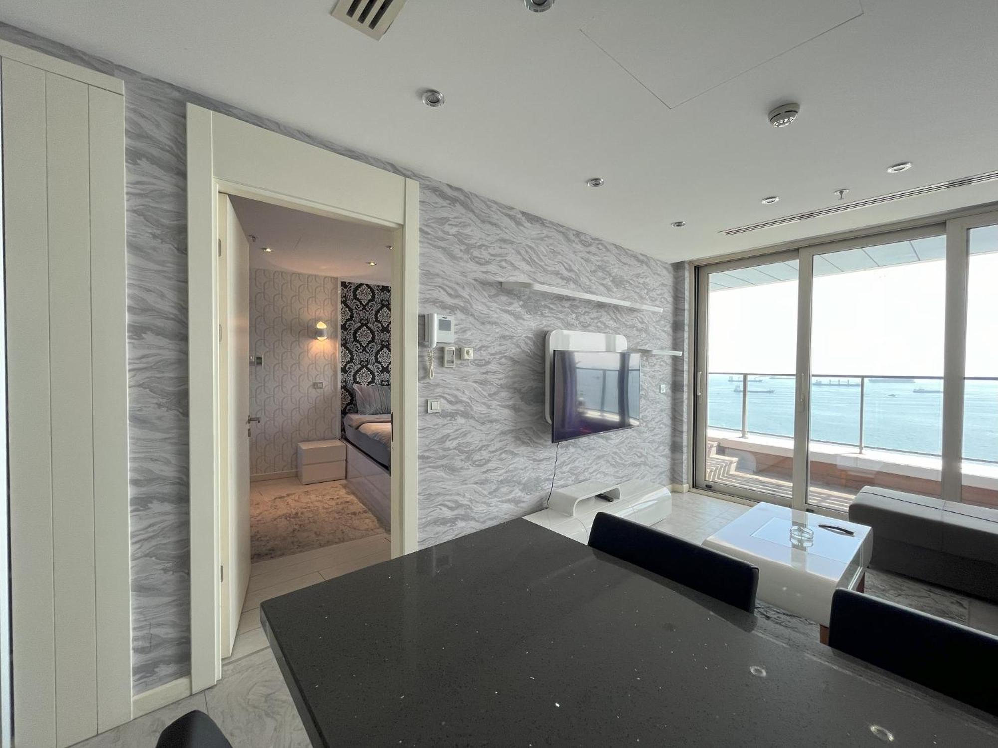 Ottomare Apartment