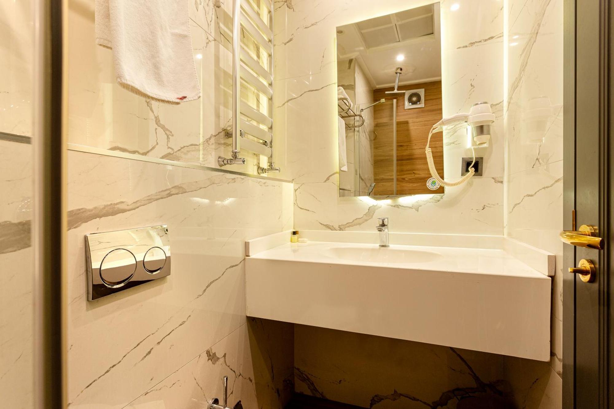 Hotel Santra