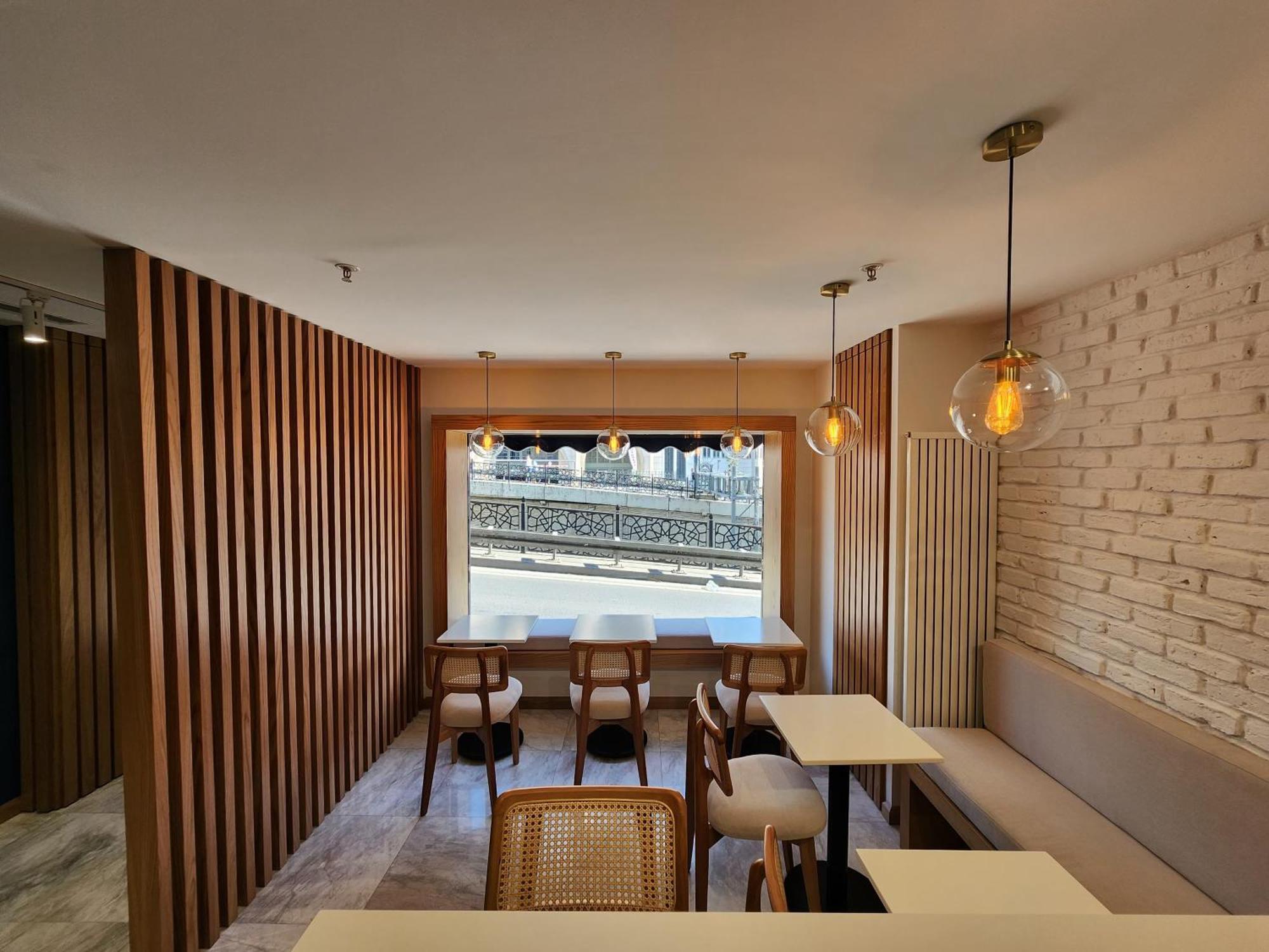 Taksim Landhouse Hotel
