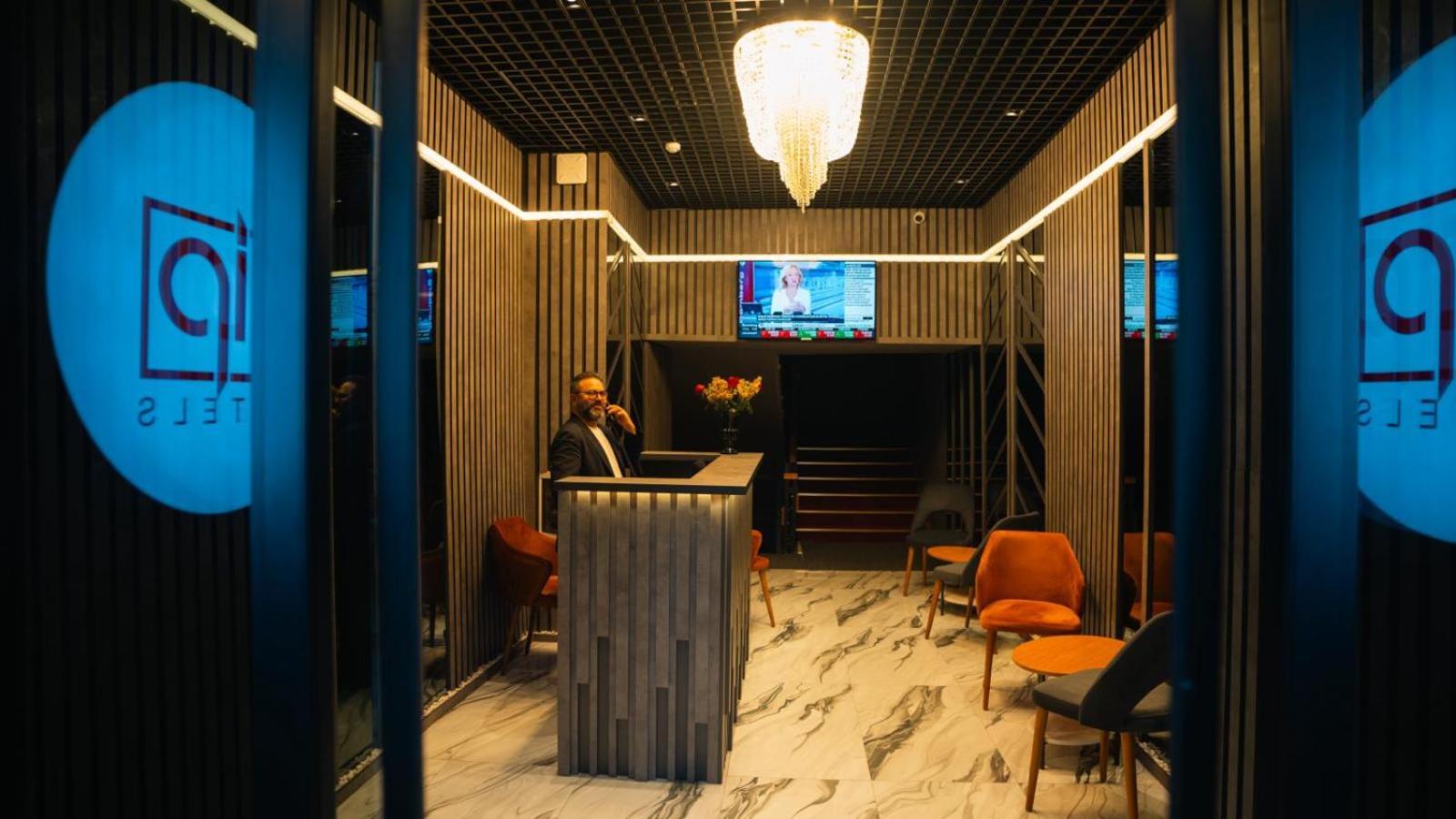 Cip & - Bakirkoey Center Hotel 4*