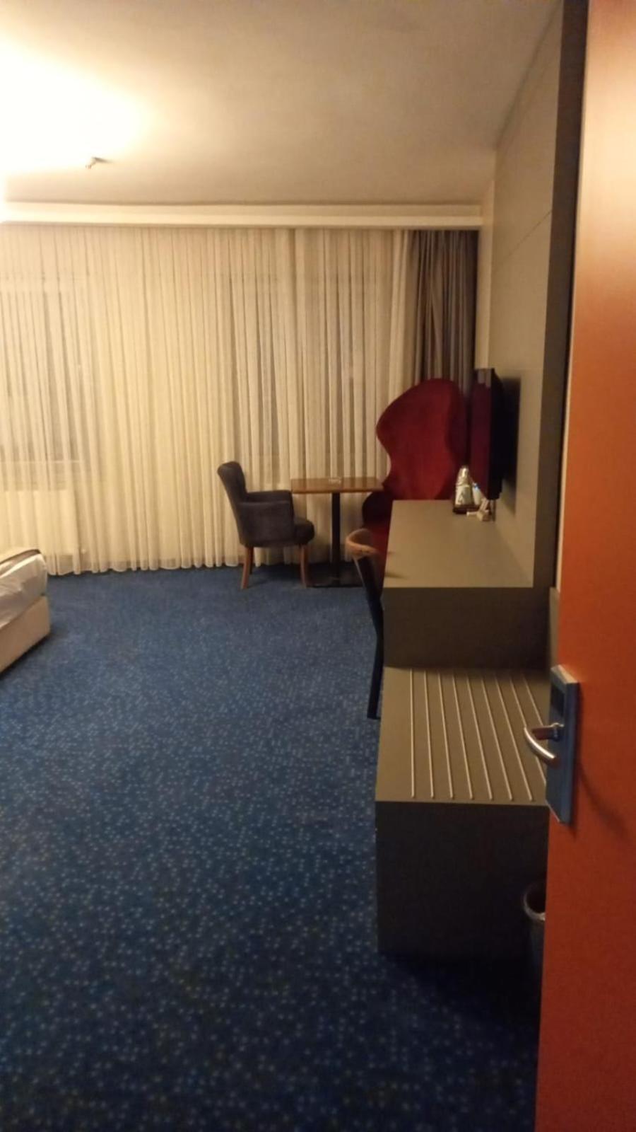 Acar Hotel *