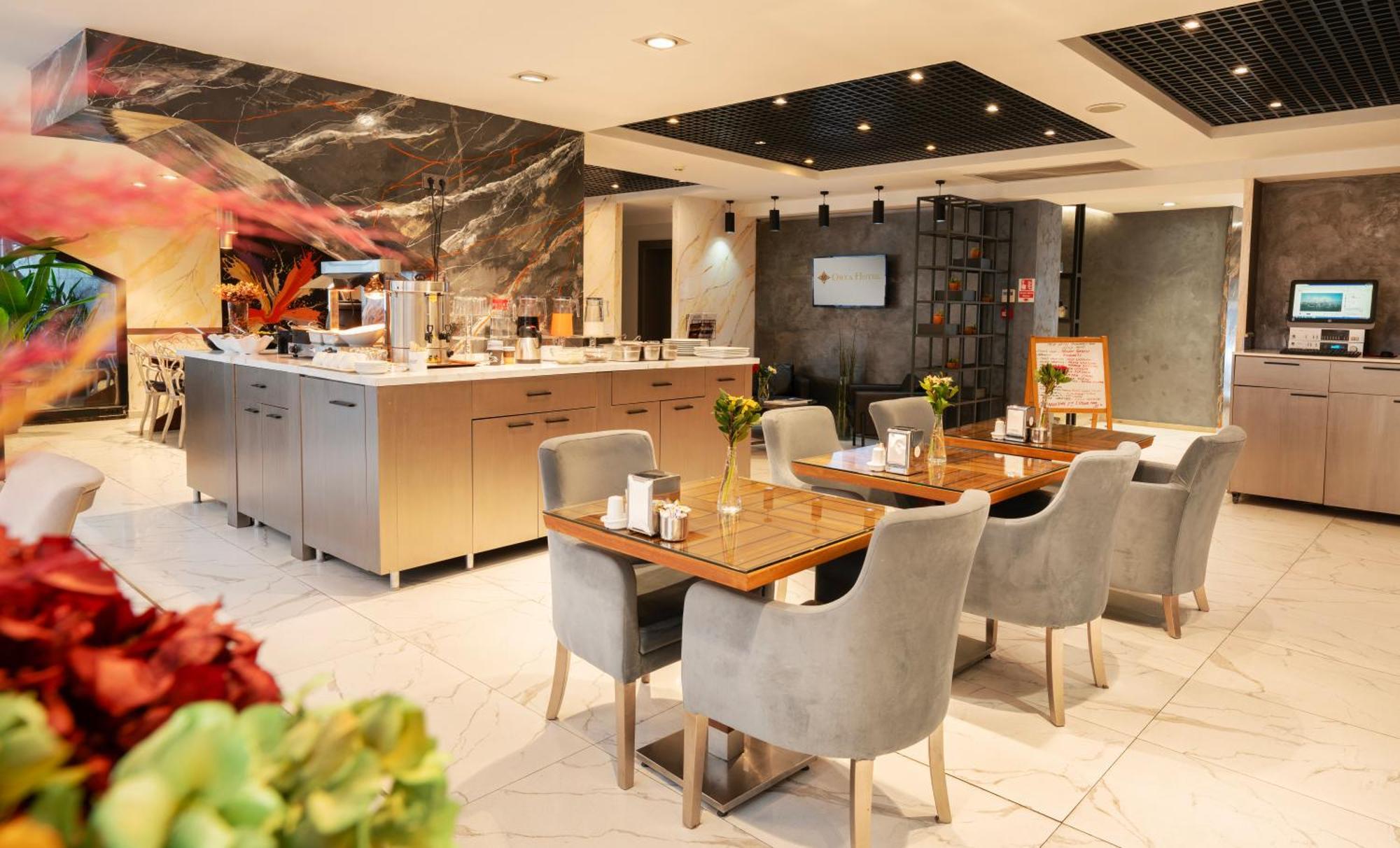 Orya Hotel