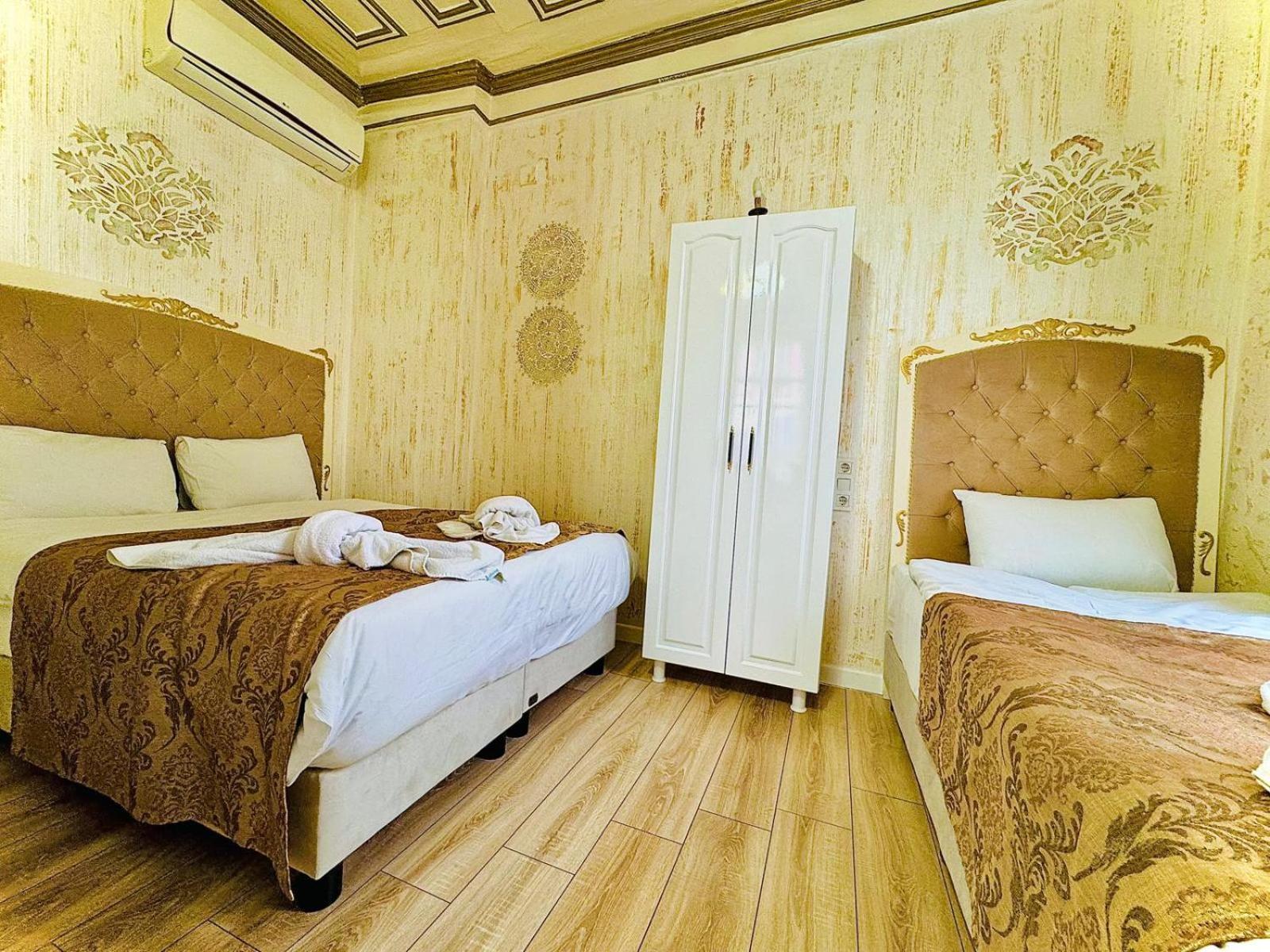 Aparthotel Alhambra