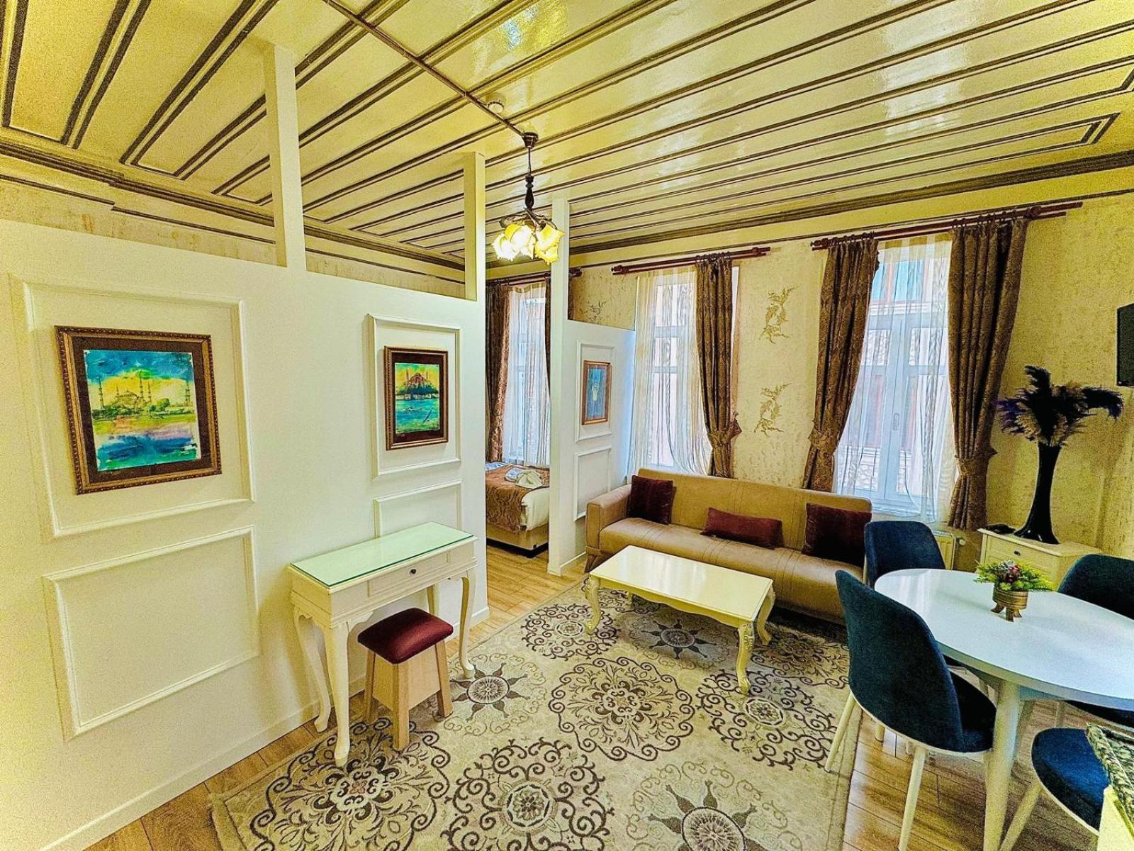 Alhambra Aparthotel Istanbul