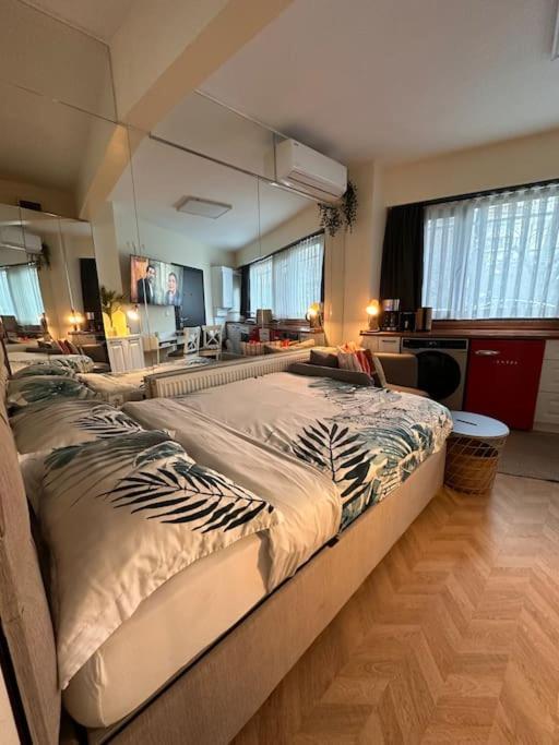 Apartment Beautiful,tiny In The Heart Of Nisantasi Istanbul