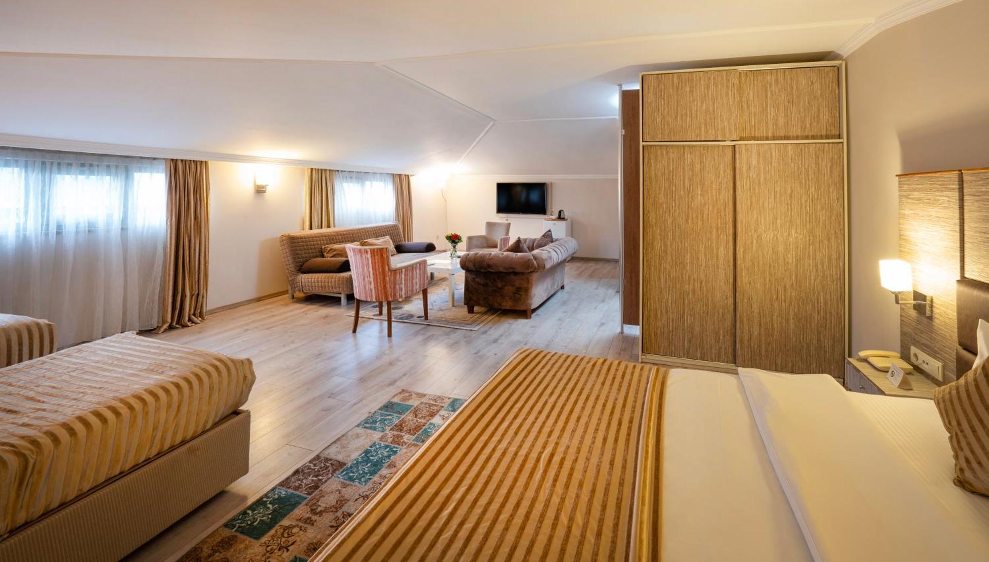 Hotel Orya
