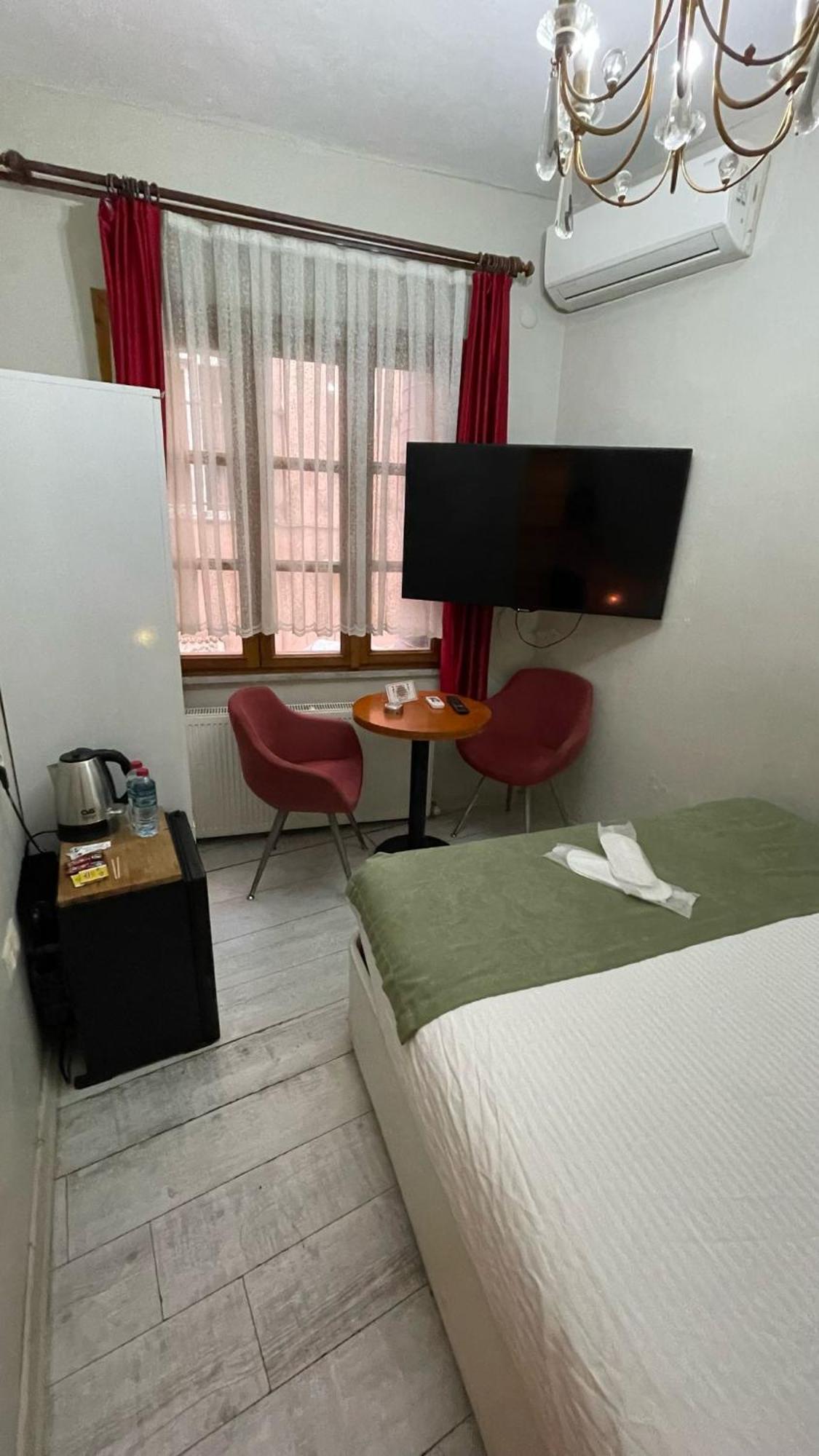 Hotel Chez Bore 3*