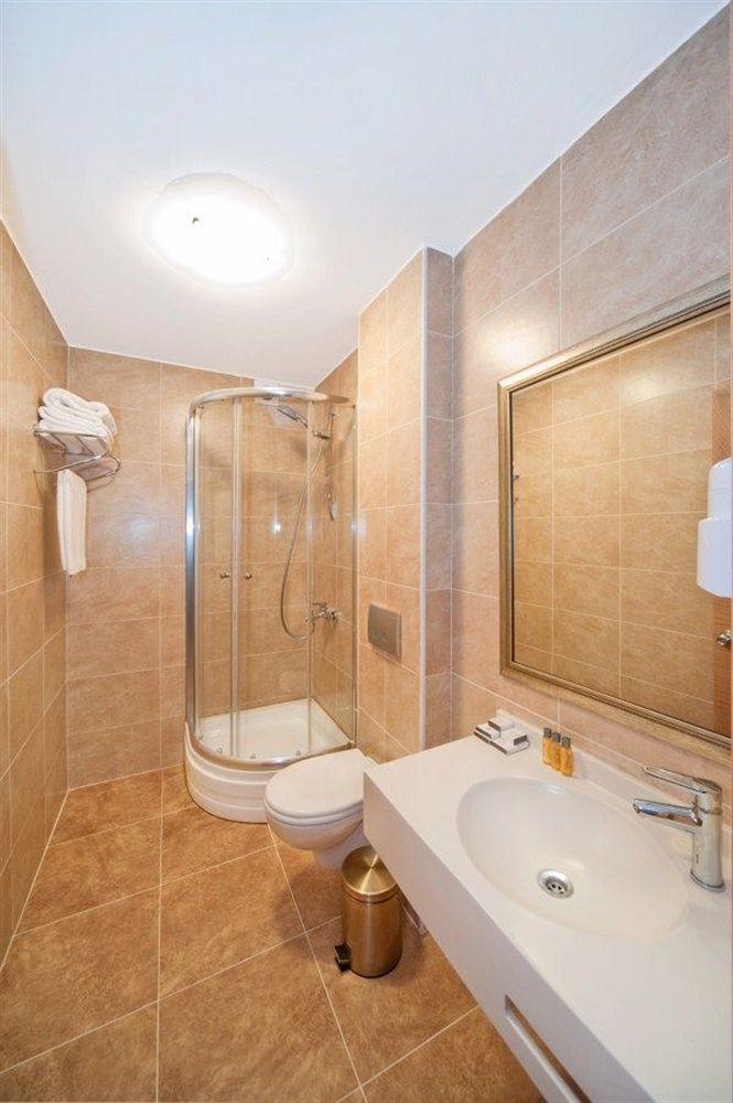 Otel The Empress Theodora 3*