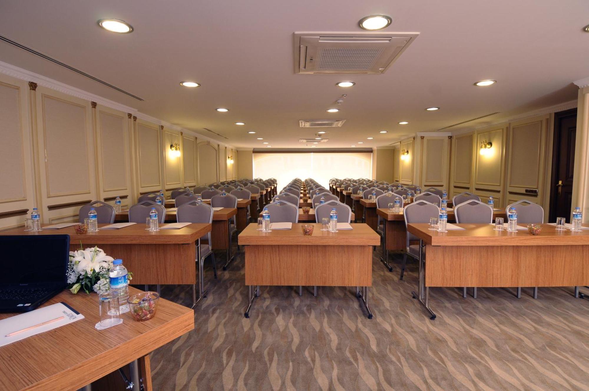 Otel Taksim Gonen