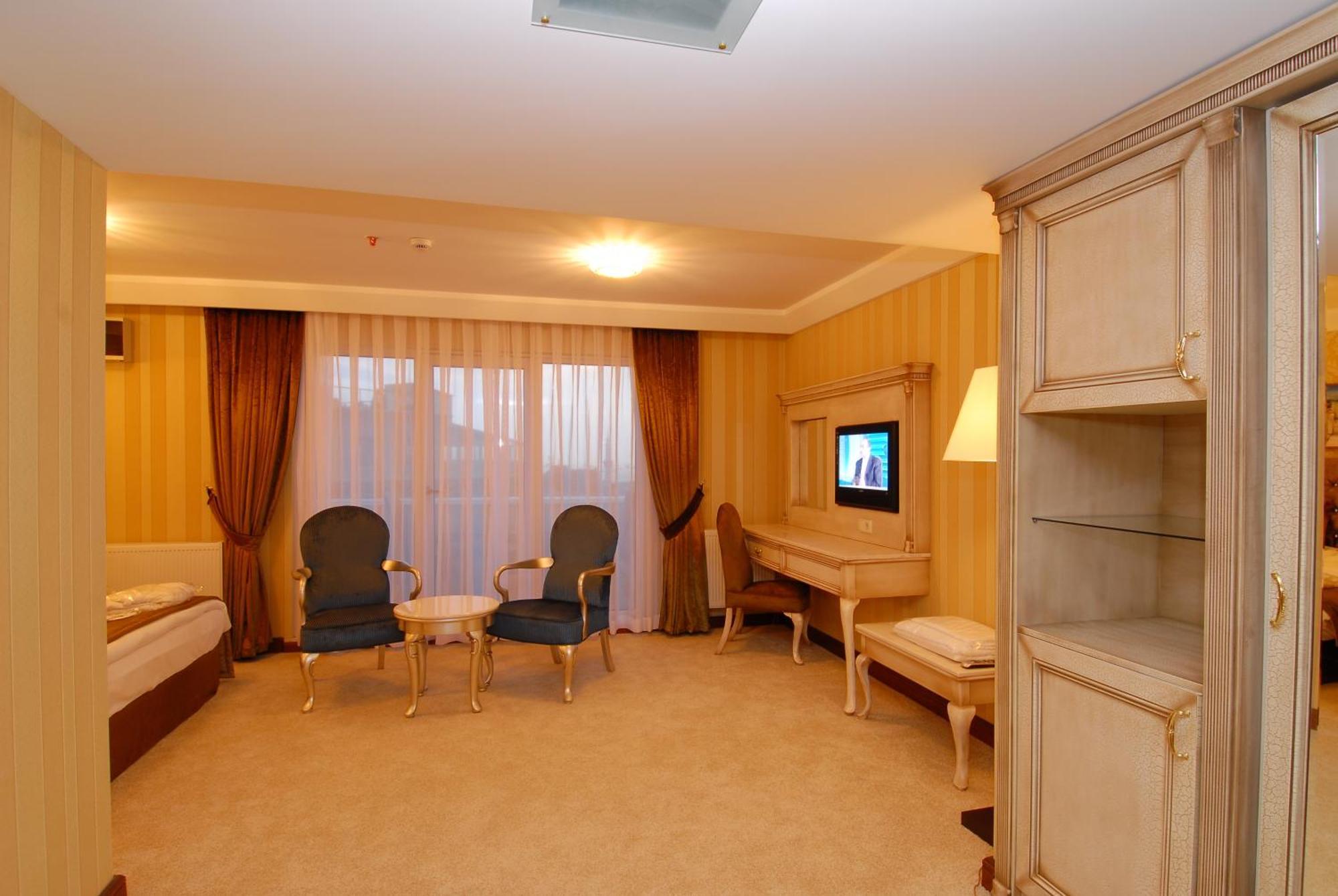 Hotel Mosaic Old -special Category 4*