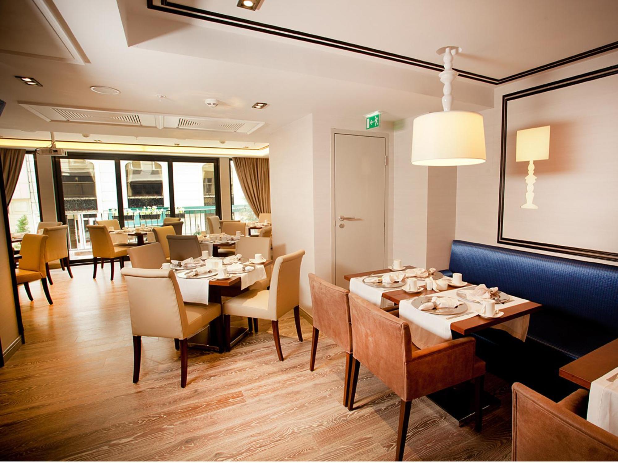 Hotel La 4*