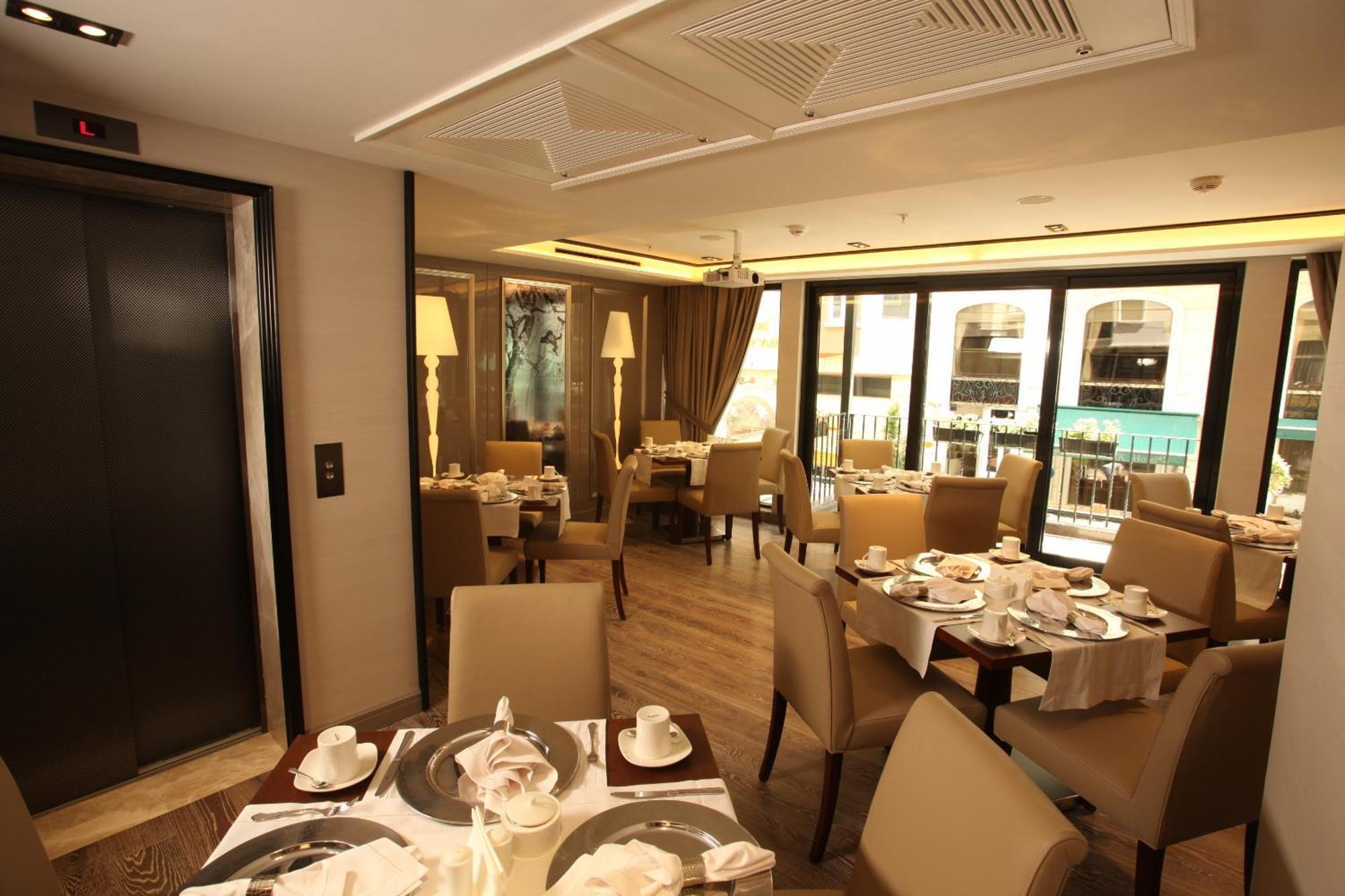 Hotel La 4*