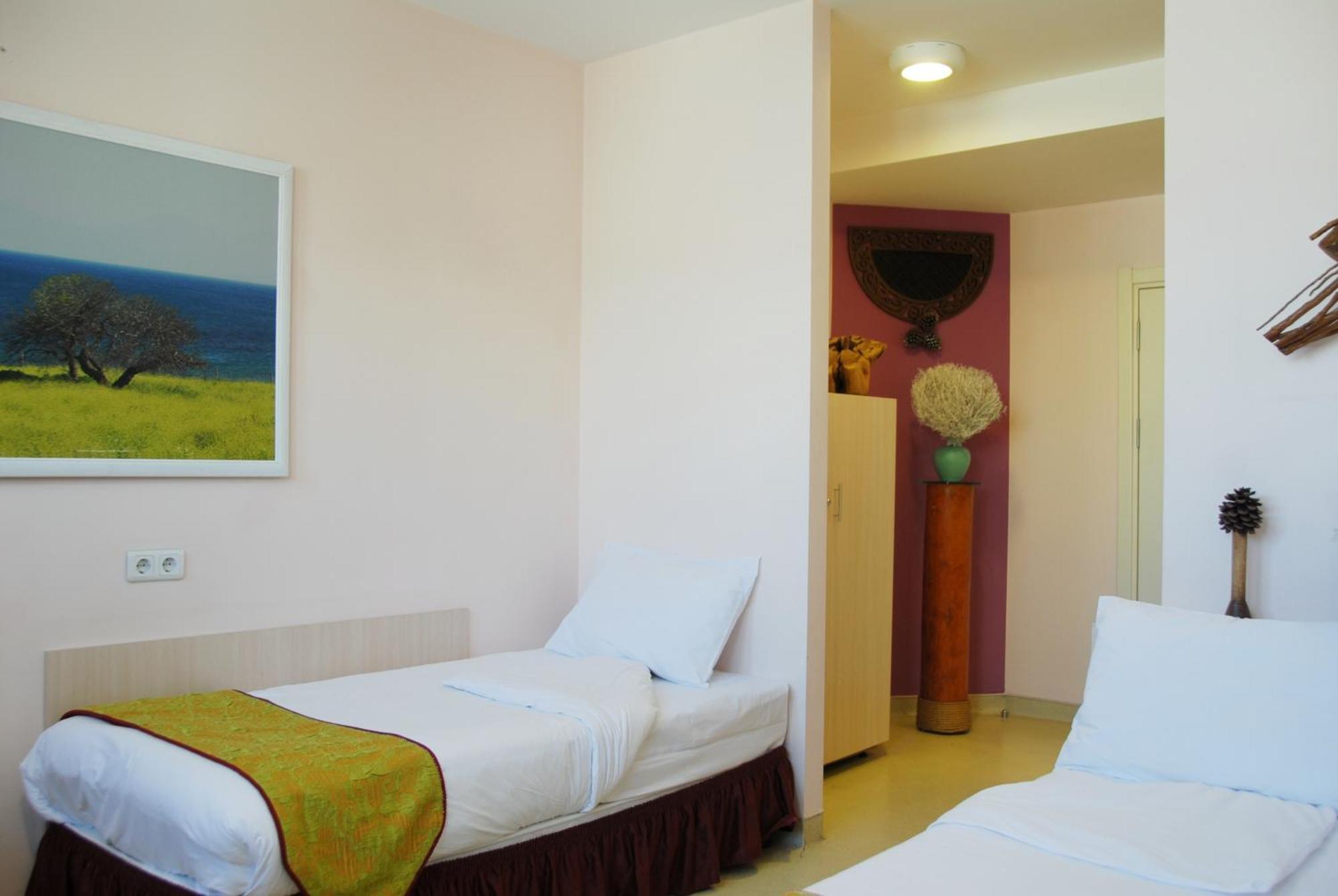 Hotel Han Hotel 2*