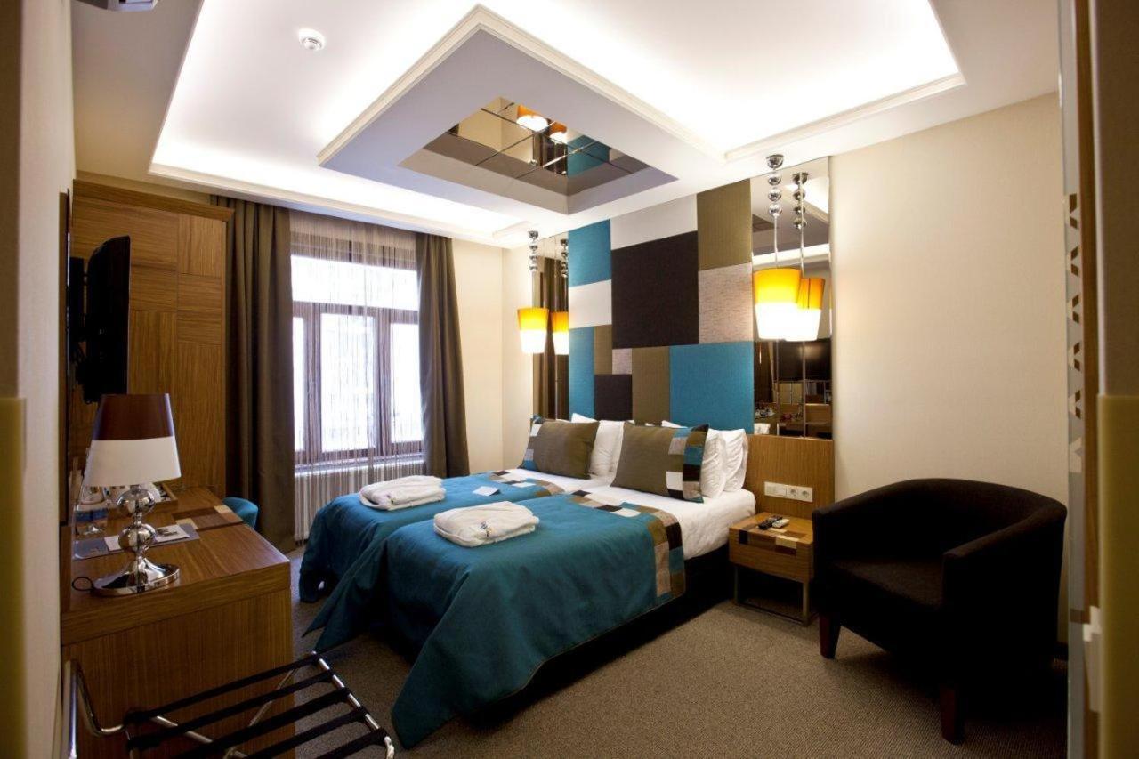 Hotel Collage Pera 4*