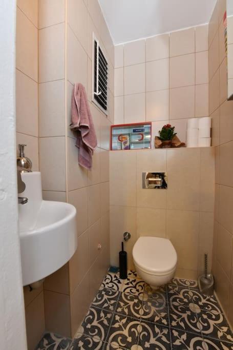 Apartment Taksim Fish Market Down Town Heart Of Beyoglu
