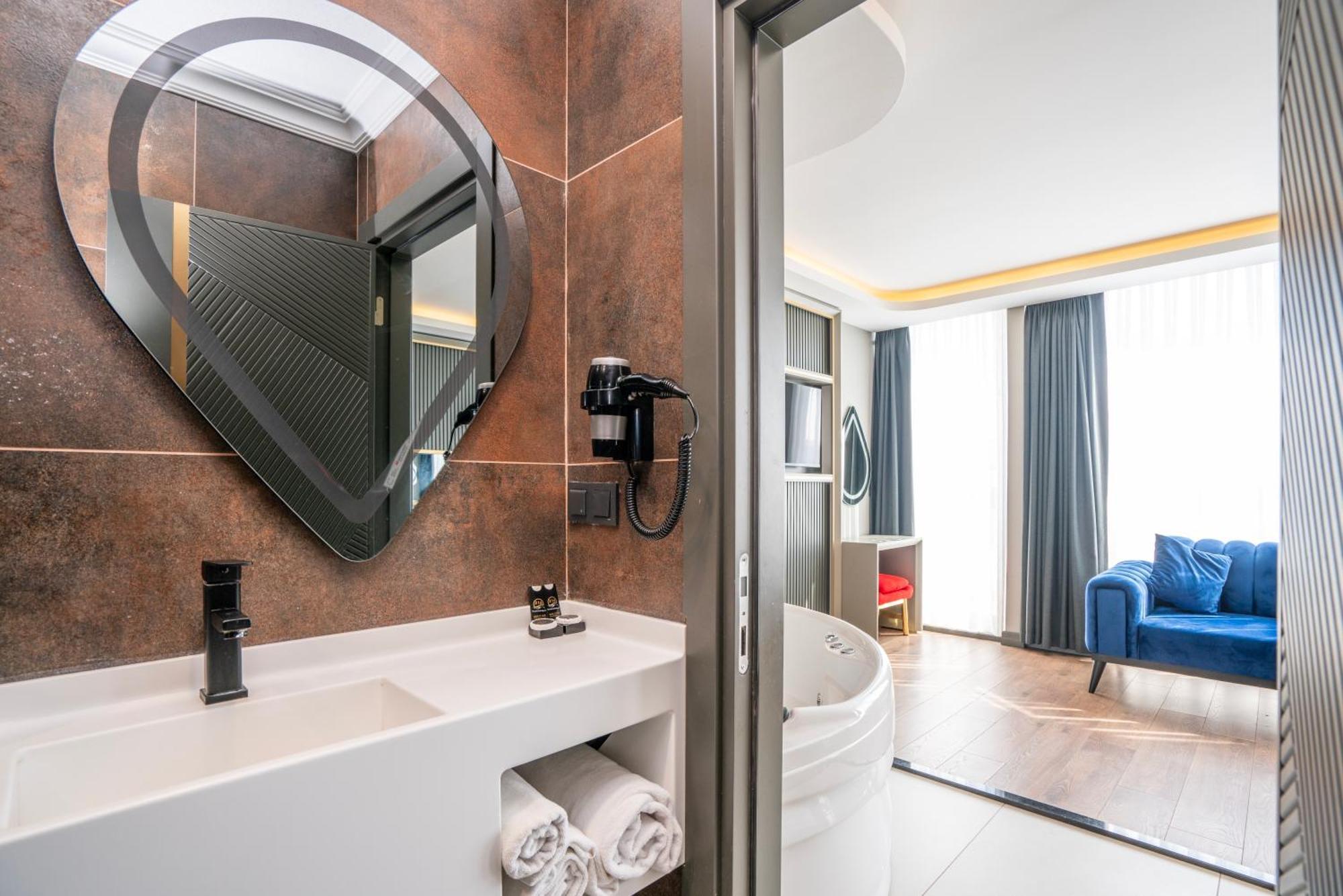 216 Ruby Otel 4*