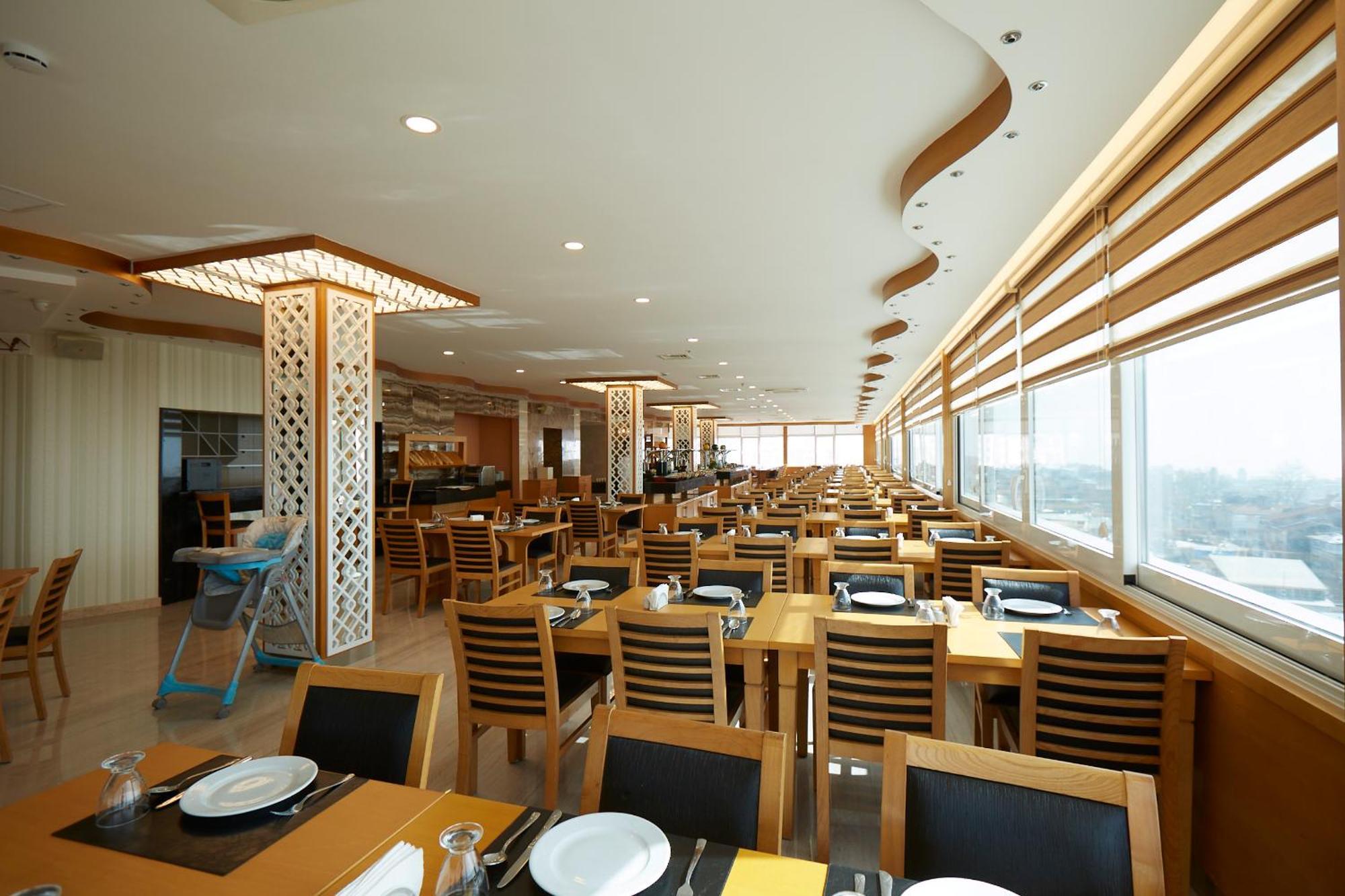 Hotel Ilkbal Deluxe &spa