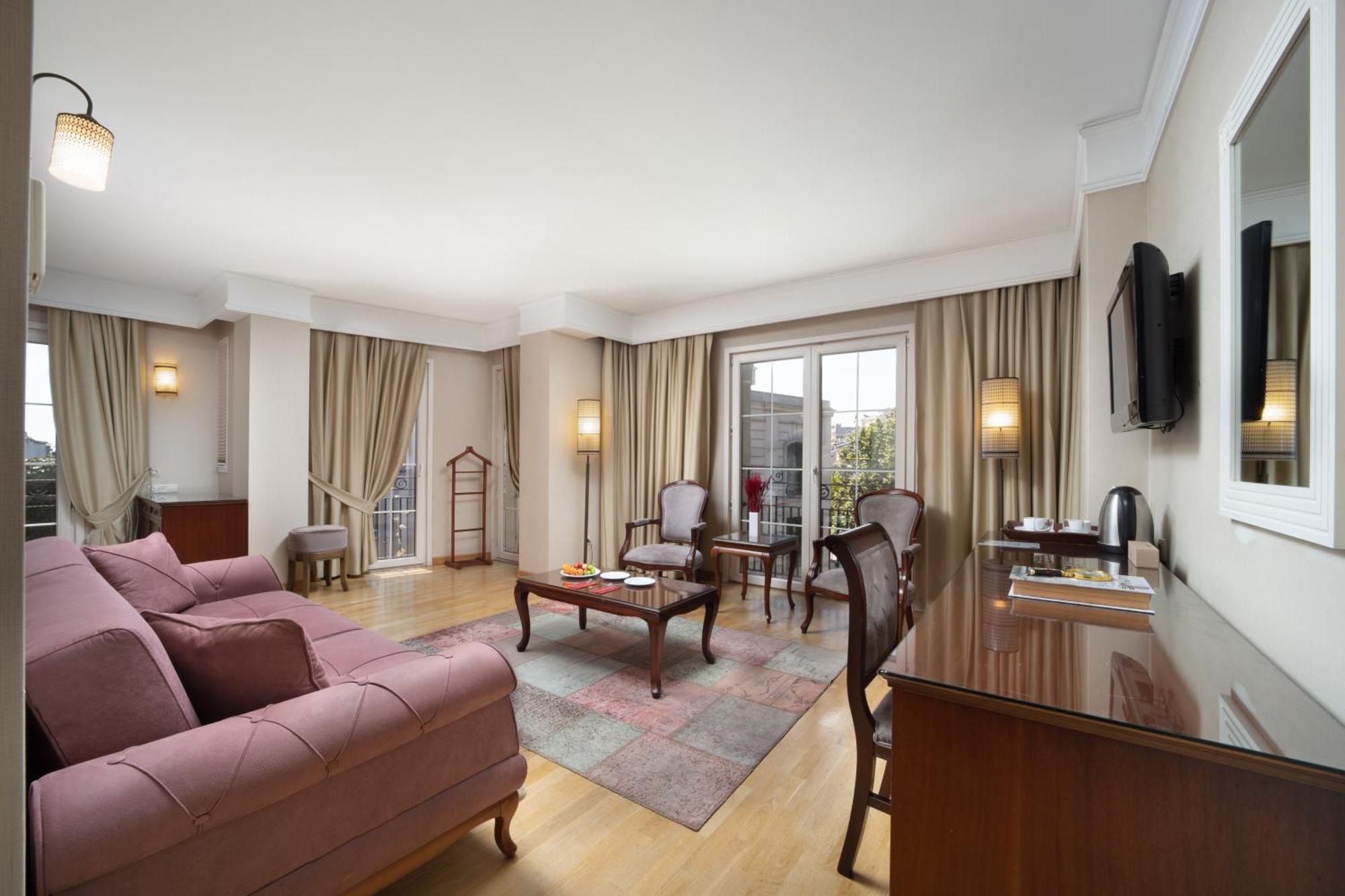 Recital Hotel