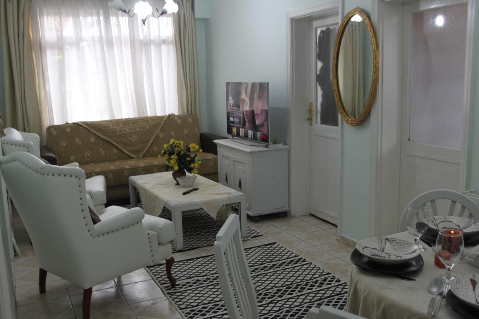Two Bedroom Flat In The Garden At The Bosphorus Istanbul