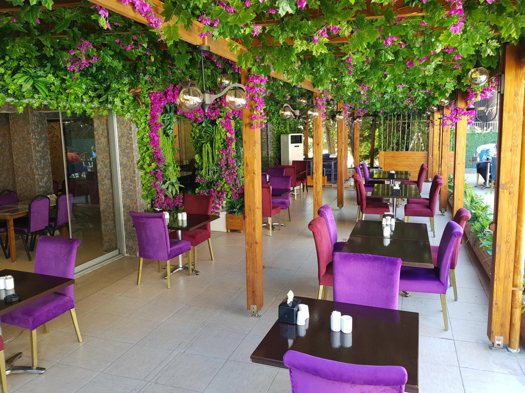 Gardan *
